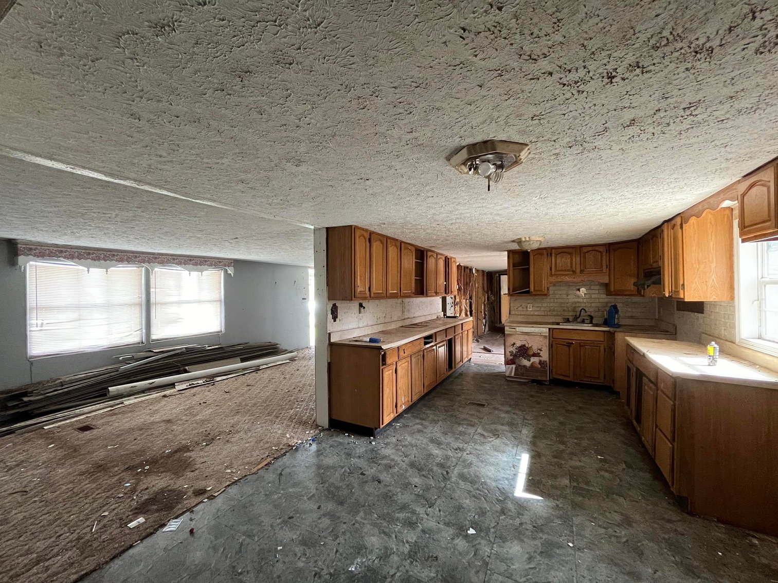 Image for SOLD $73,700 - 3 Bedroom in Morgantown Selling to the Highest Bidder