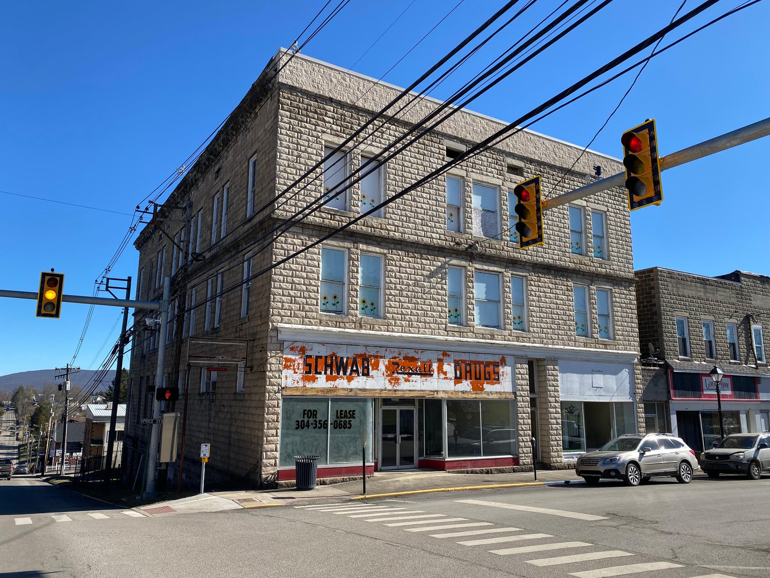 Image for SOLD $33,550 - Versatile Commercial Building in Downtown Kingwood