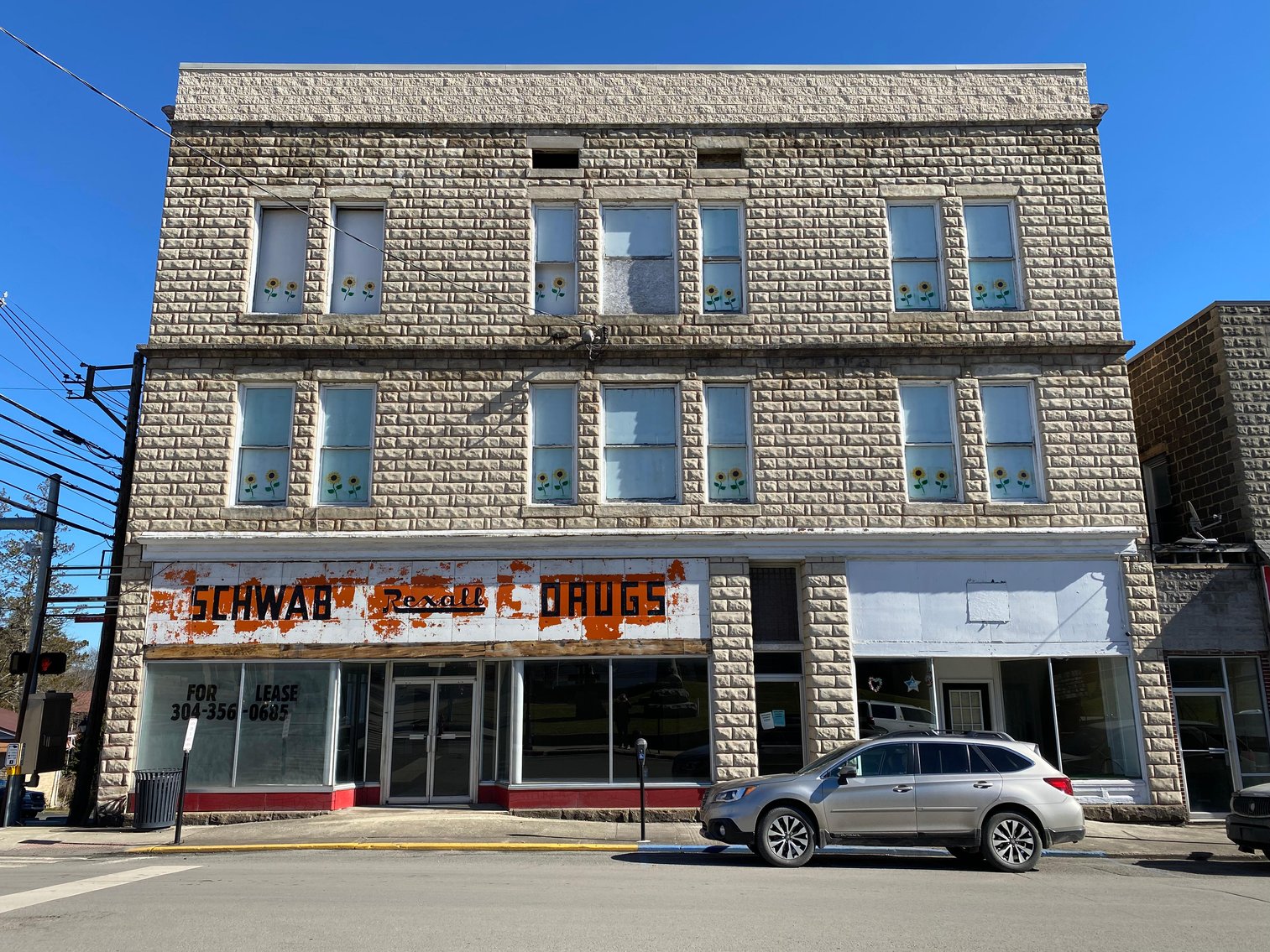 Image for SOLD $33,550 - Versatile Commercial Building in Downtown Kingwood