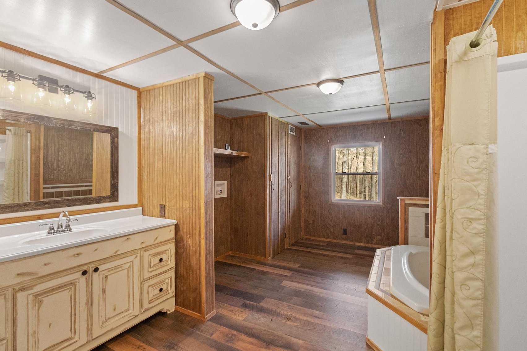 Image for SOLD $345,000 - 4 Bedroom Home with Shop on 9.4 Acres