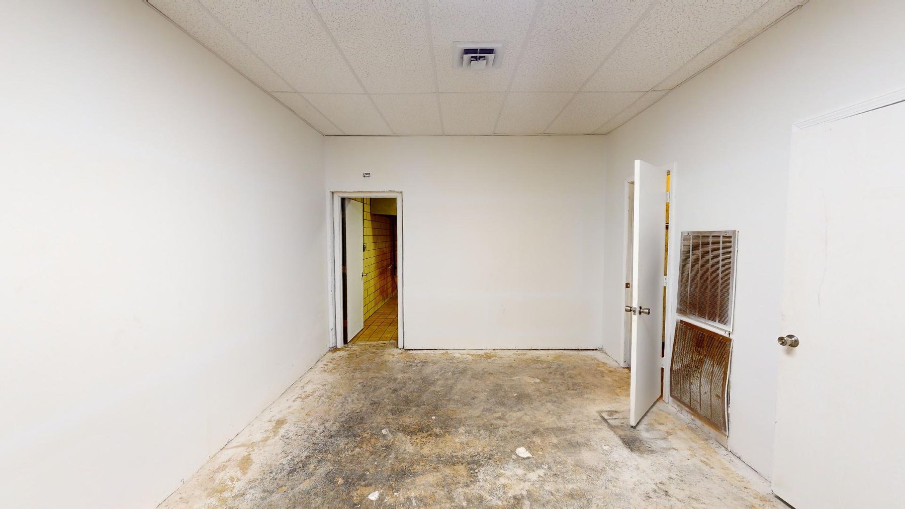 Image for SOLD $176,000 - 2 Commercial Store Fronts with Income Generating Apartment in Huntington