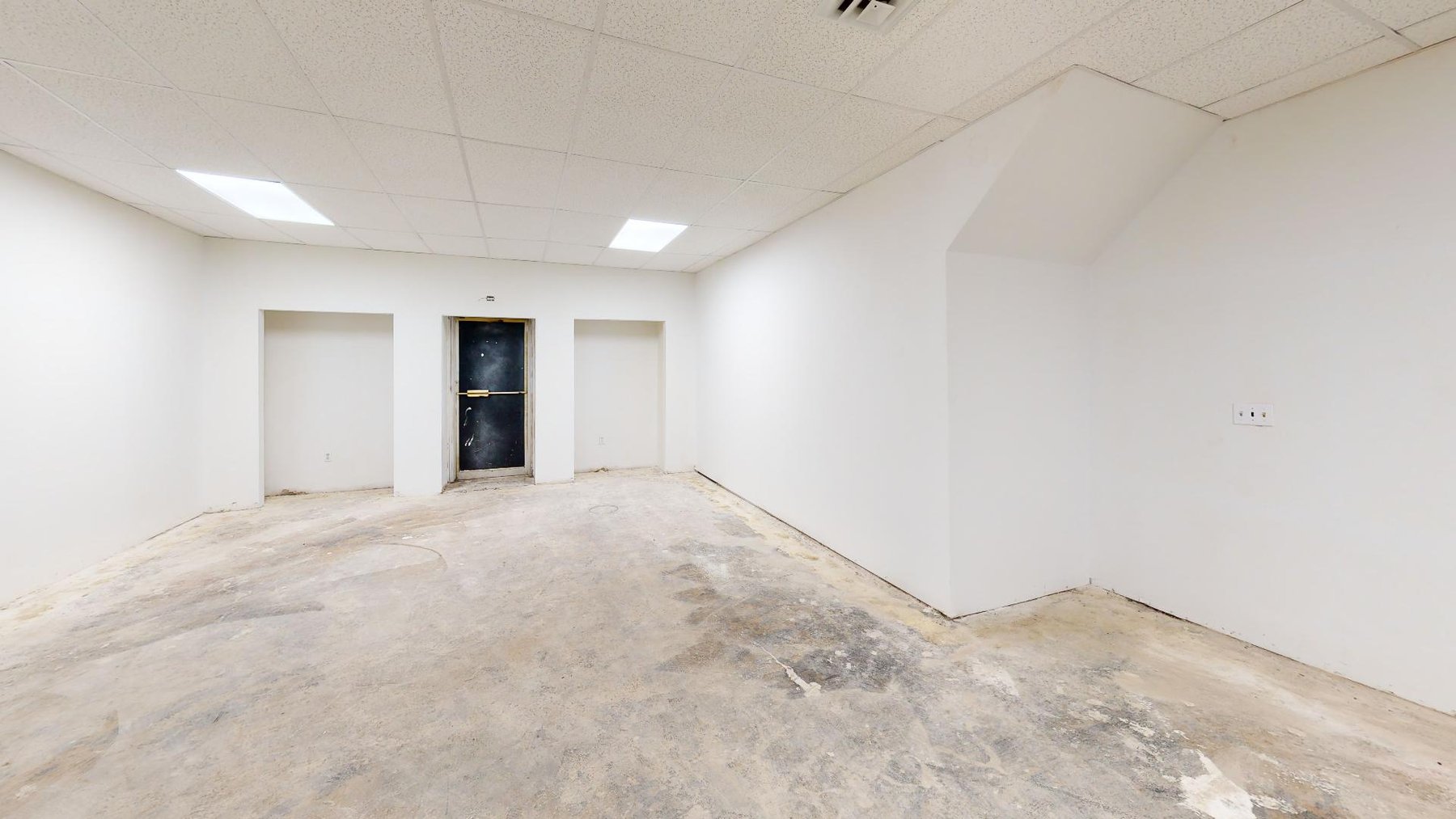 Image for SOLD $176,000 - 2 Commercial Store Fronts with Income Generating Apartment in Huntington