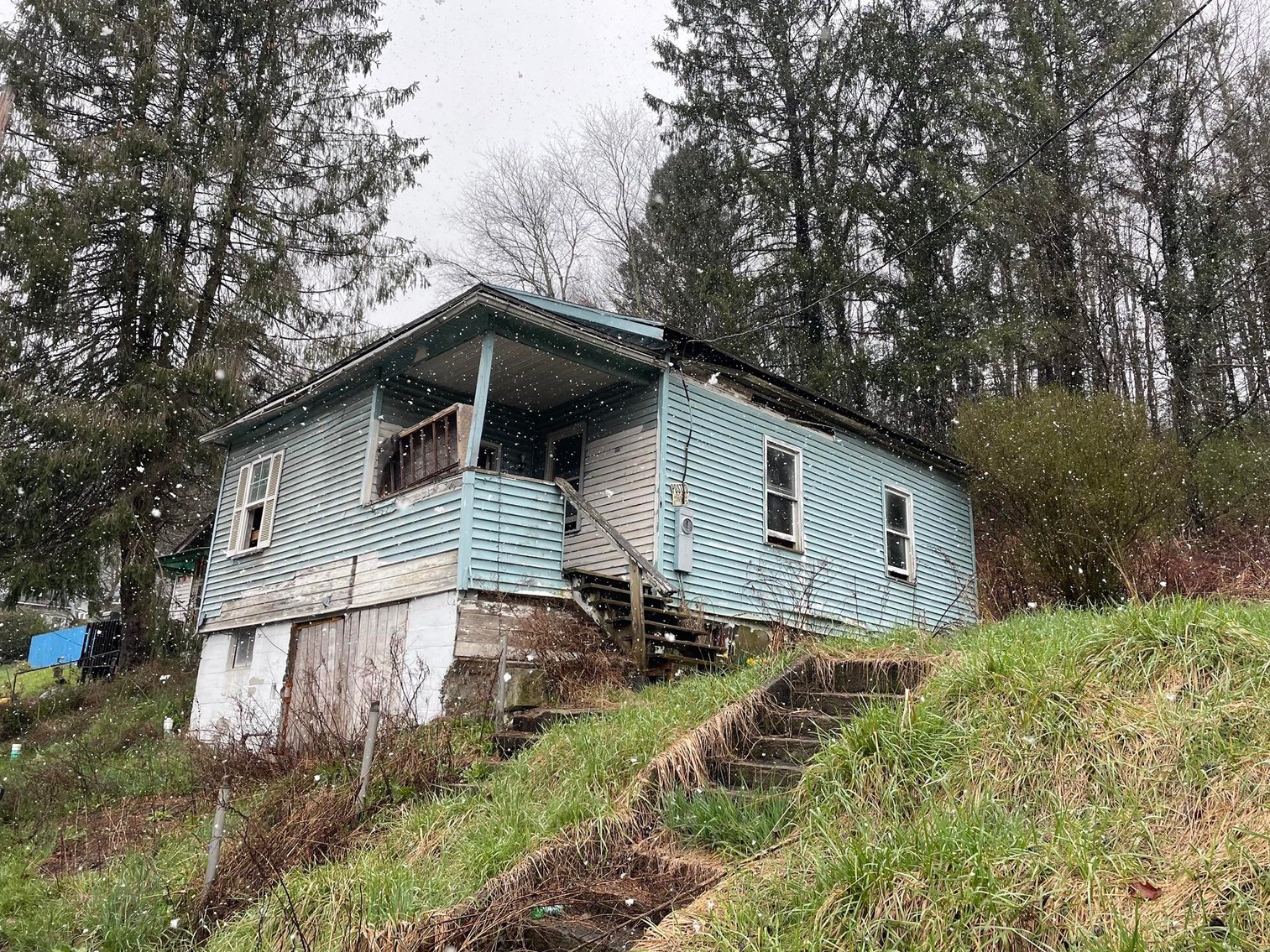 Image for SOLD - Project Home on a Double Lot Selling to the Highest Bidder