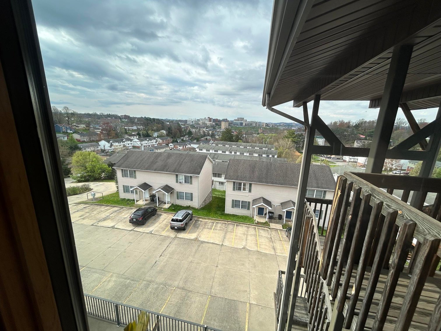 Image for SOLD $841,500 - Spacious Mixed-Use Building in Suncrest