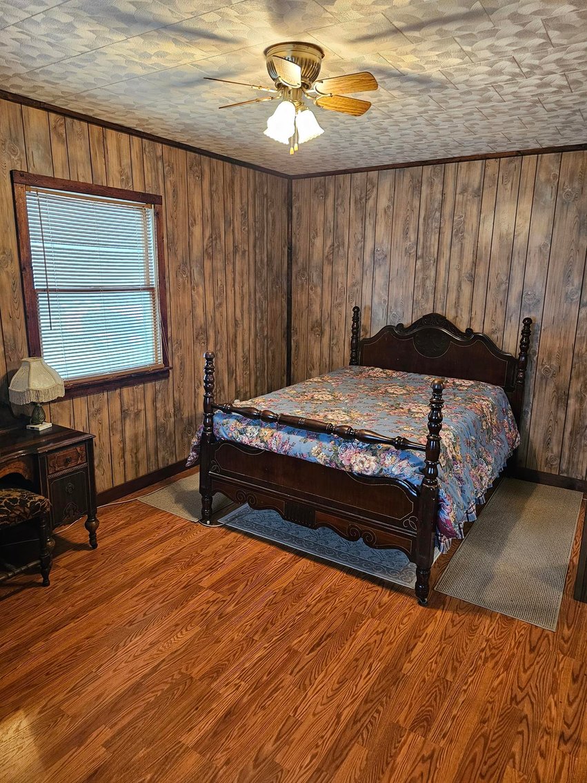 Image for SOLD $121,550 - Move-in Ready 4 Bedroom on Over 1 Acre