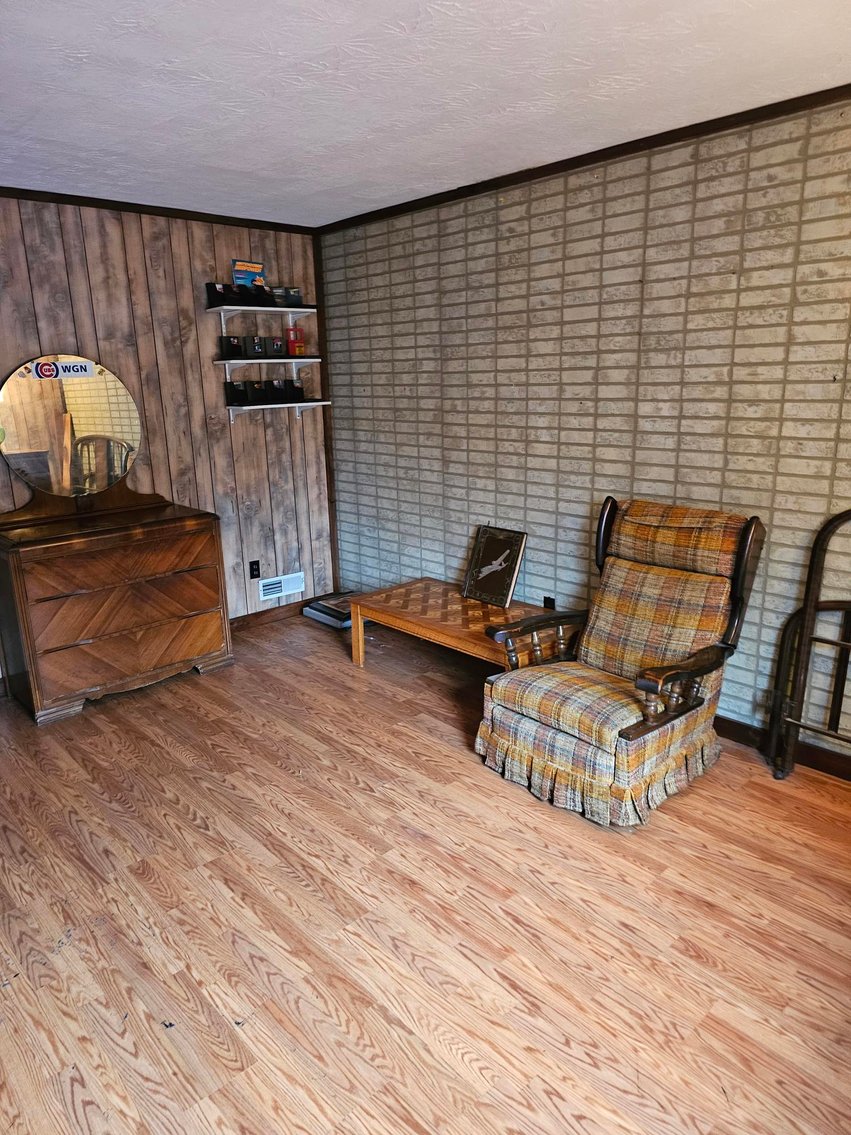 Image for SOLD $121,550 - Move-in Ready 4 Bedroom on Over 1 Acre