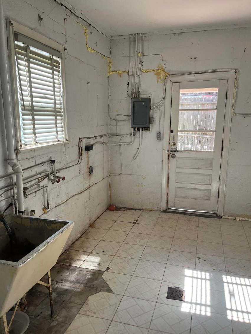 Image for SOLD $74,800 - 3 Bedroom in a Great Charleston Location