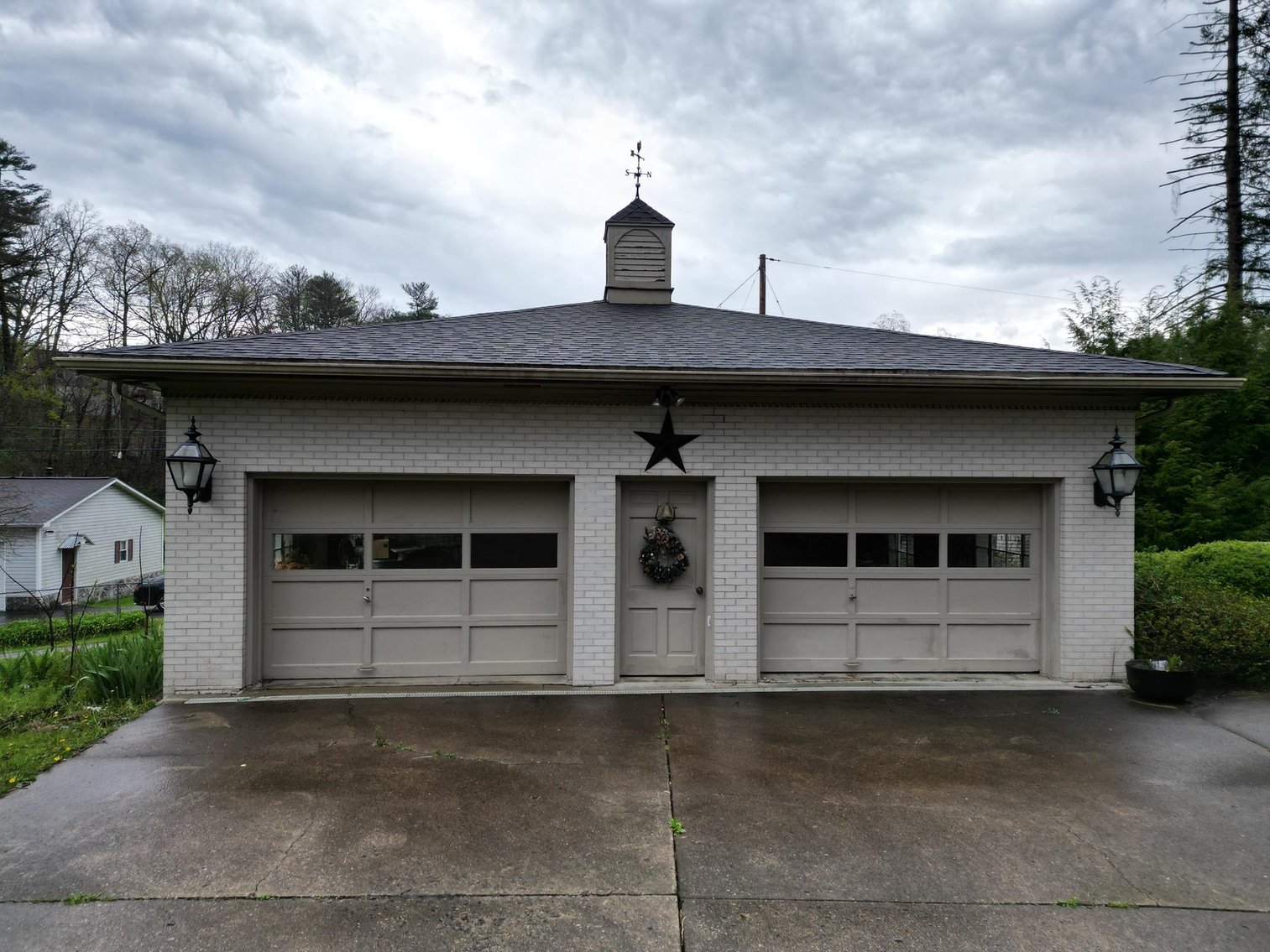Image for SOLD $561,000 - Luxurious Colonial Estate on 5.9 Acres in Raleigh County