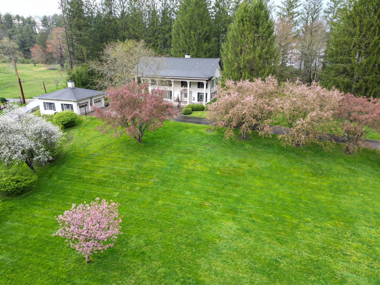 Image for SOLD $561,000 - Luxurious Colonial Estate on 5.9 Acres in Raleigh County