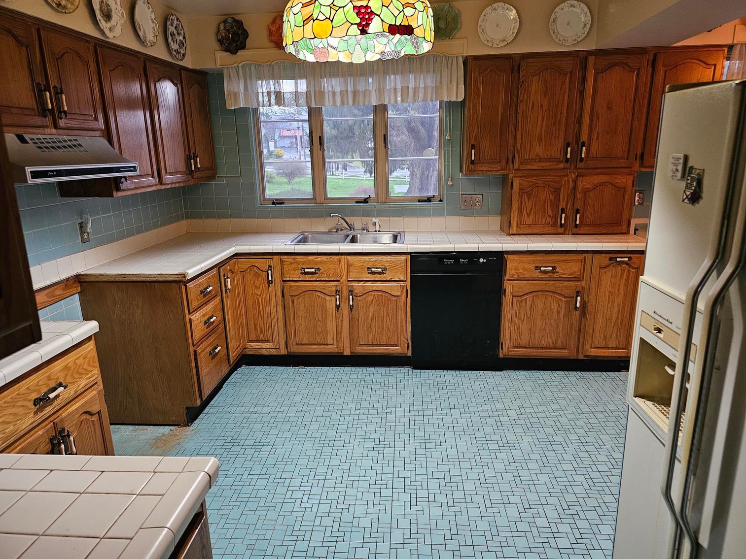 Image for SOLD $561,000 - Luxurious Colonial Estate on 5.9 Acres in Raleigh County