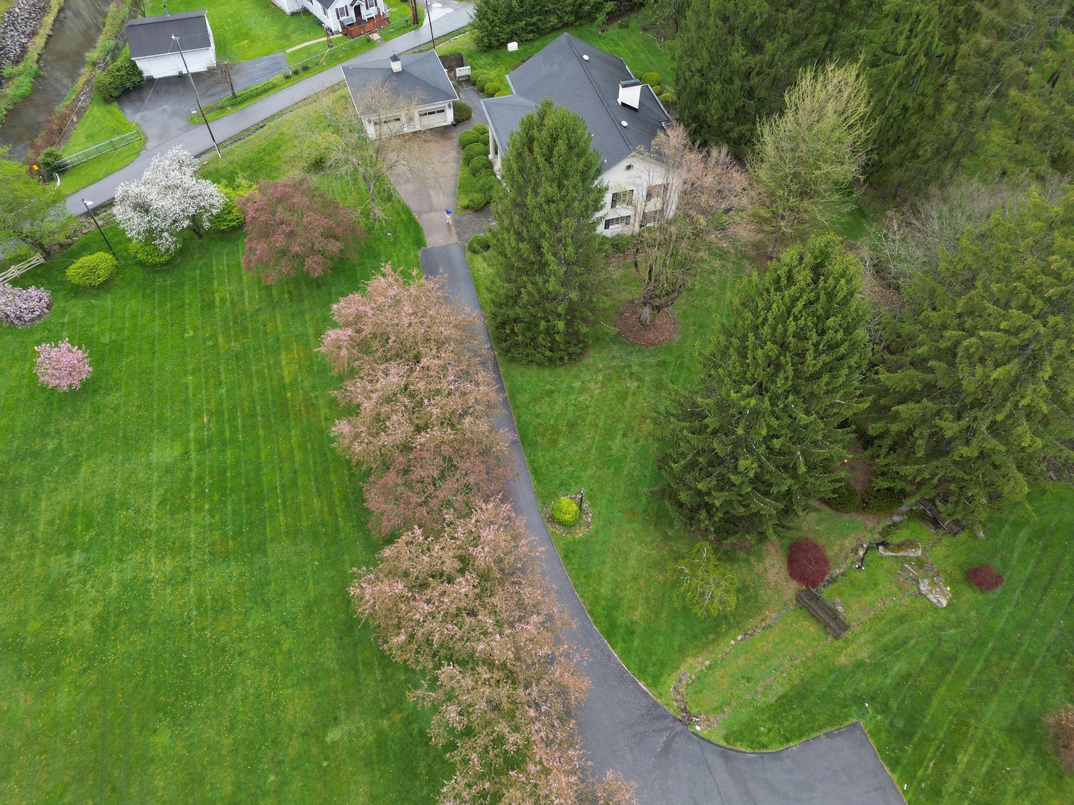 Image for SOLD $561,000 - Luxurious Colonial Estate on 5.9 Acres in Raleigh County