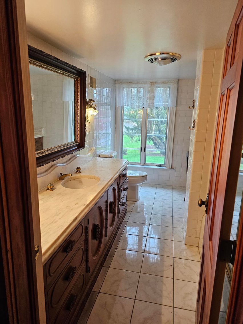 Image for SOLD $561,000 - Luxurious Colonial Estate on 5.9 Acres in Raleigh County