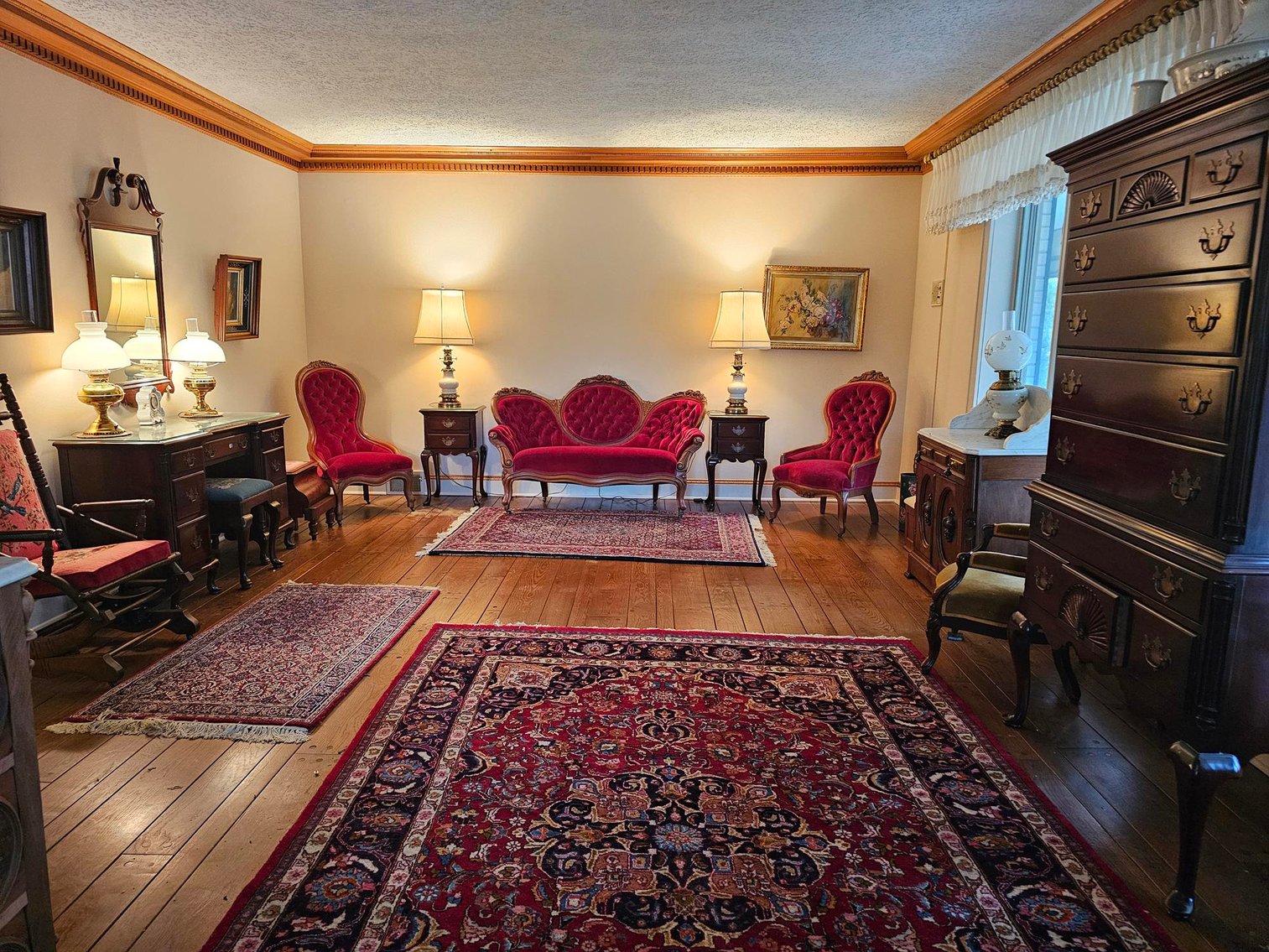 Image for SOLD $561,000 - Luxurious Colonial Estate on 5.9 Acres in Raleigh County