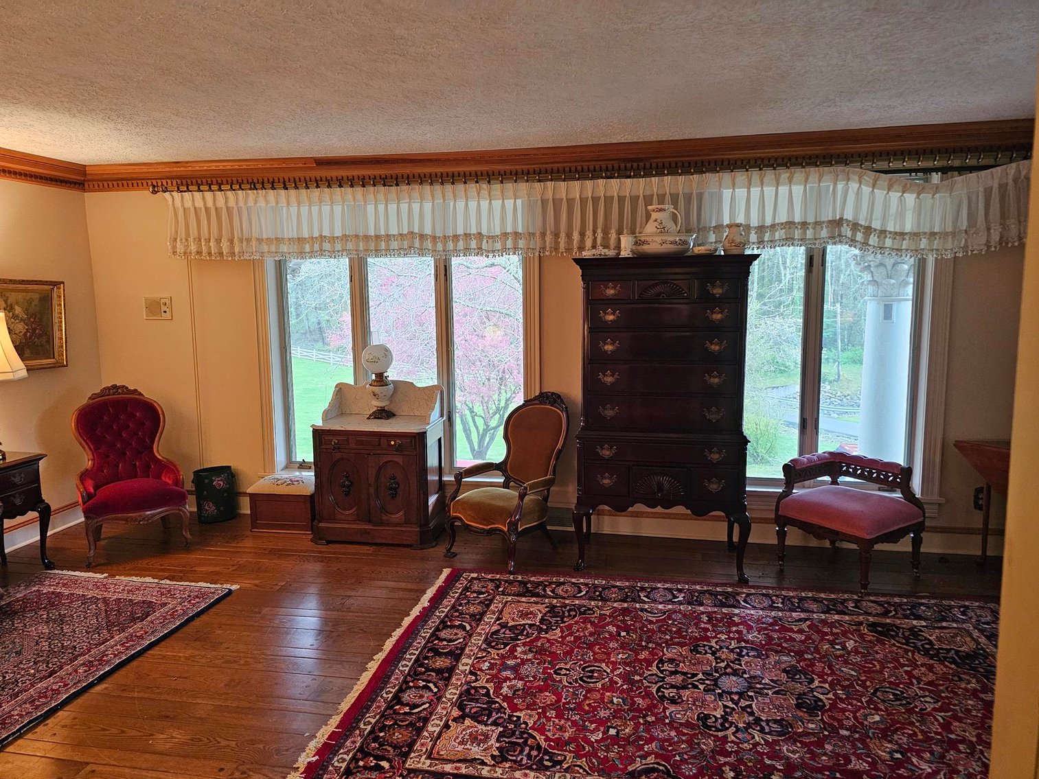 Image for SOLD $561,000 - Luxurious Colonial Estate on 5.9 Acres in Raleigh County