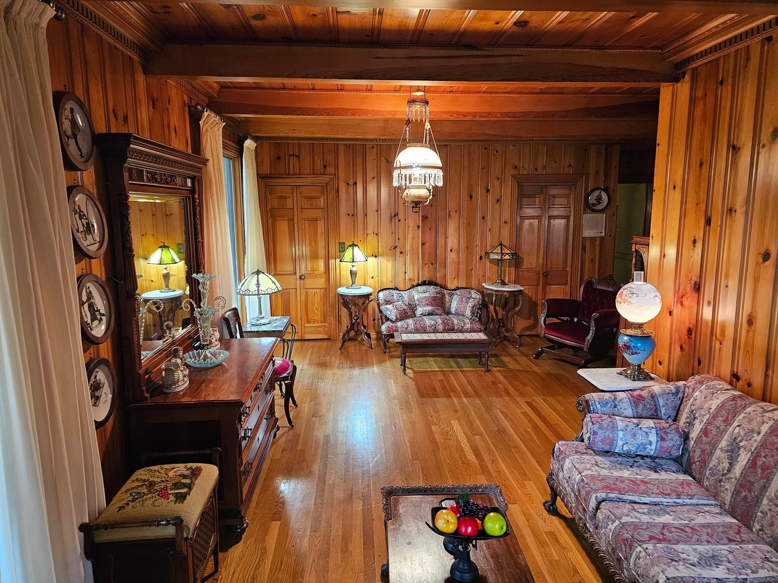 Image for SOLD $561,000 - Luxurious Colonial Estate on 5.9 Acres in Raleigh County