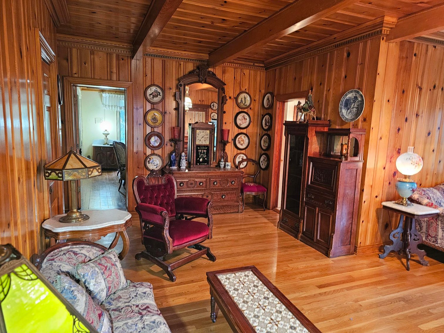 Image for SOLD $561,000 - Luxurious Colonial Estate on 5.9 Acres in Raleigh County