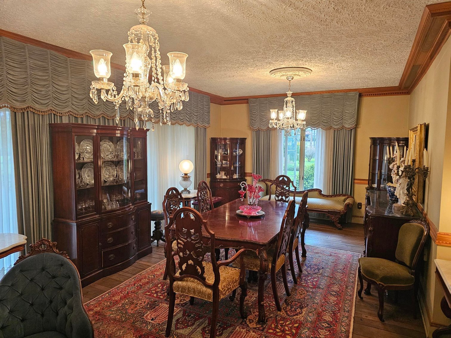 Image for SOLD $561,000 - Luxurious Colonial Estate on 5.9 Acres in Raleigh County