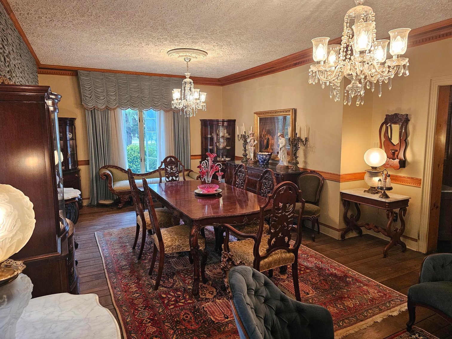 Image for SOLD $561,000 - Luxurious Colonial Estate on 5.9 Acres in Raleigh County