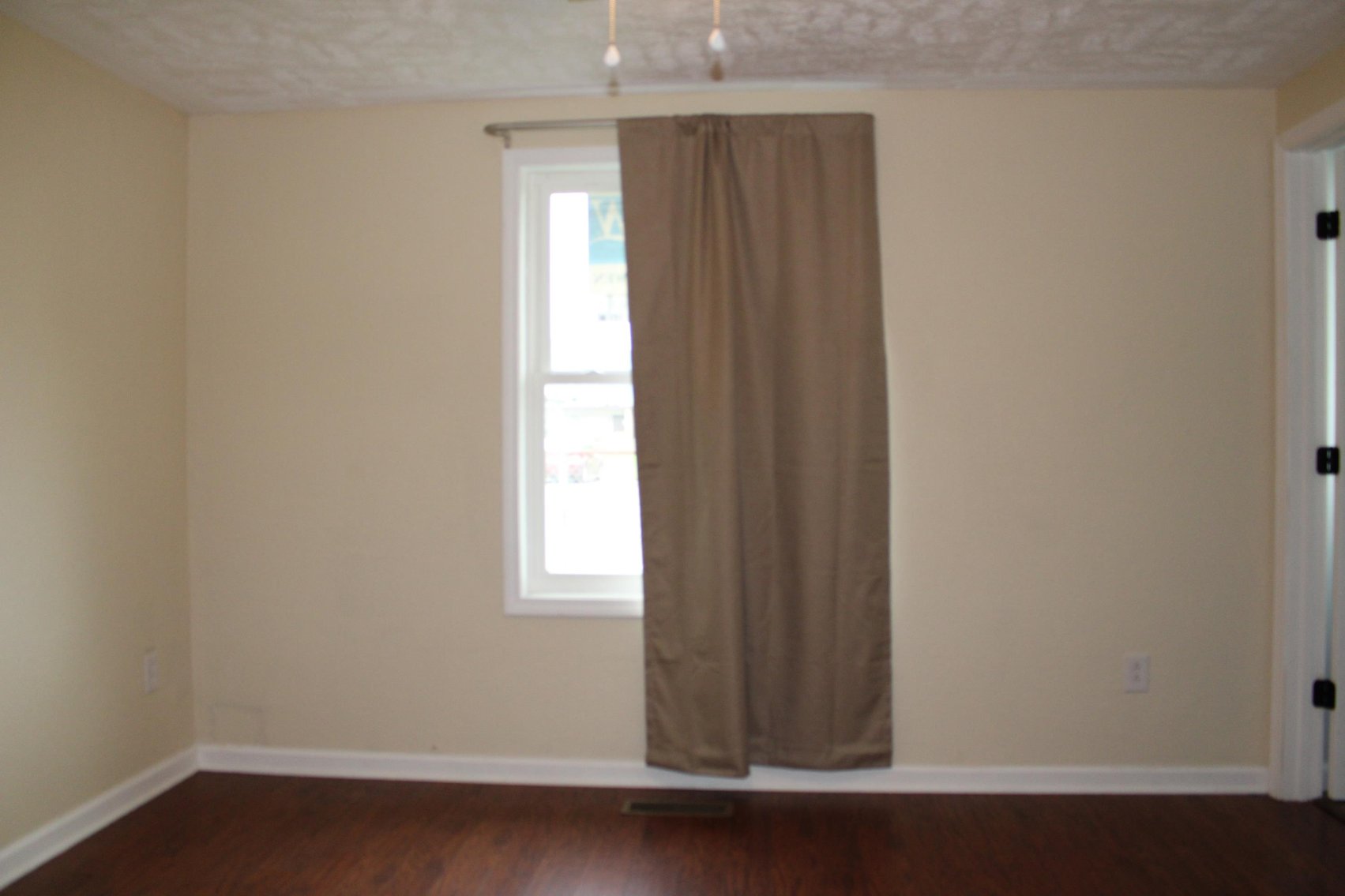 Image for SOLD $108,900 - Newly Remodeled 3 Bedroom near West Virginia State