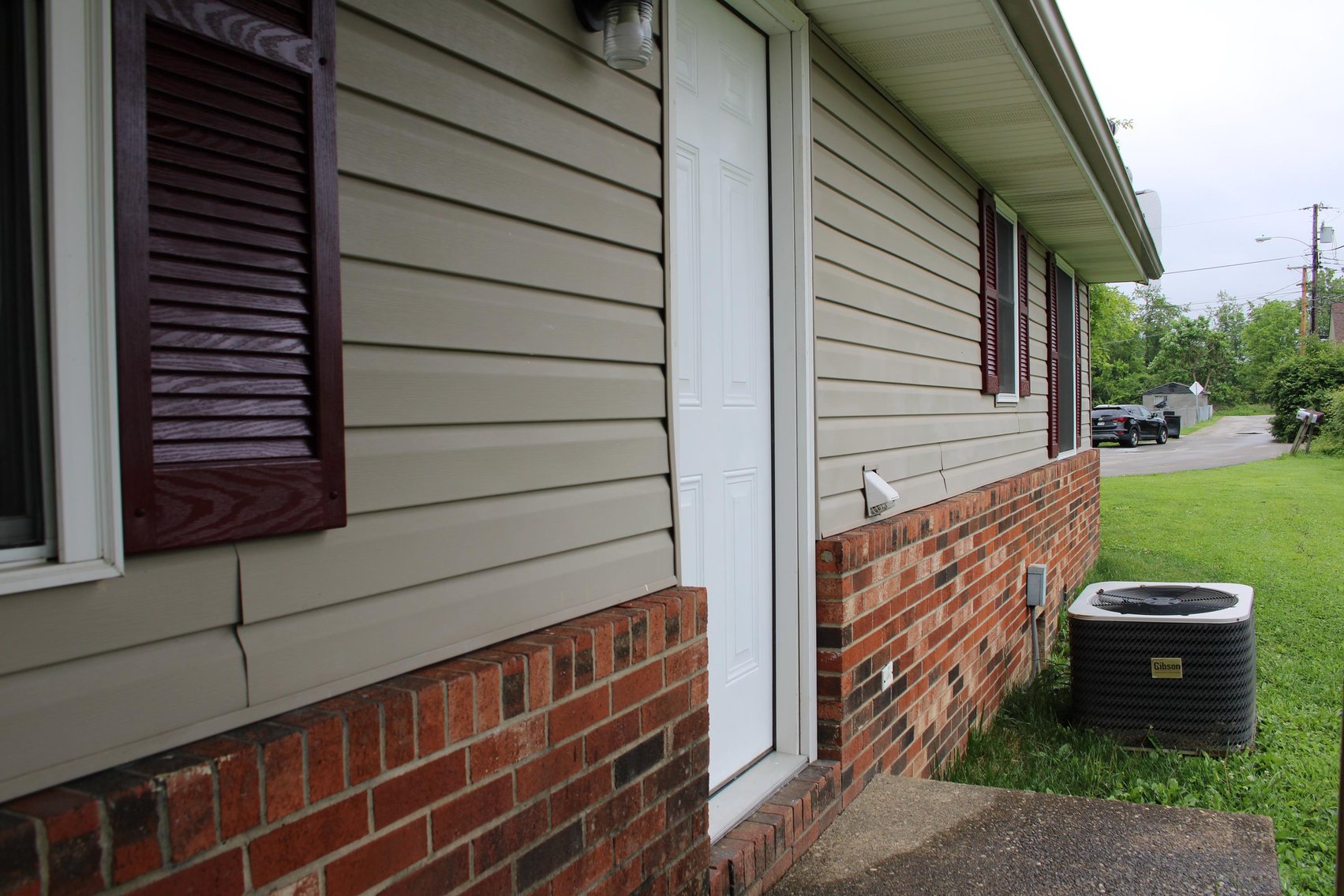 Image for SOLD $108,900 - Newly Remodeled 3 Bedroom near West Virginia State