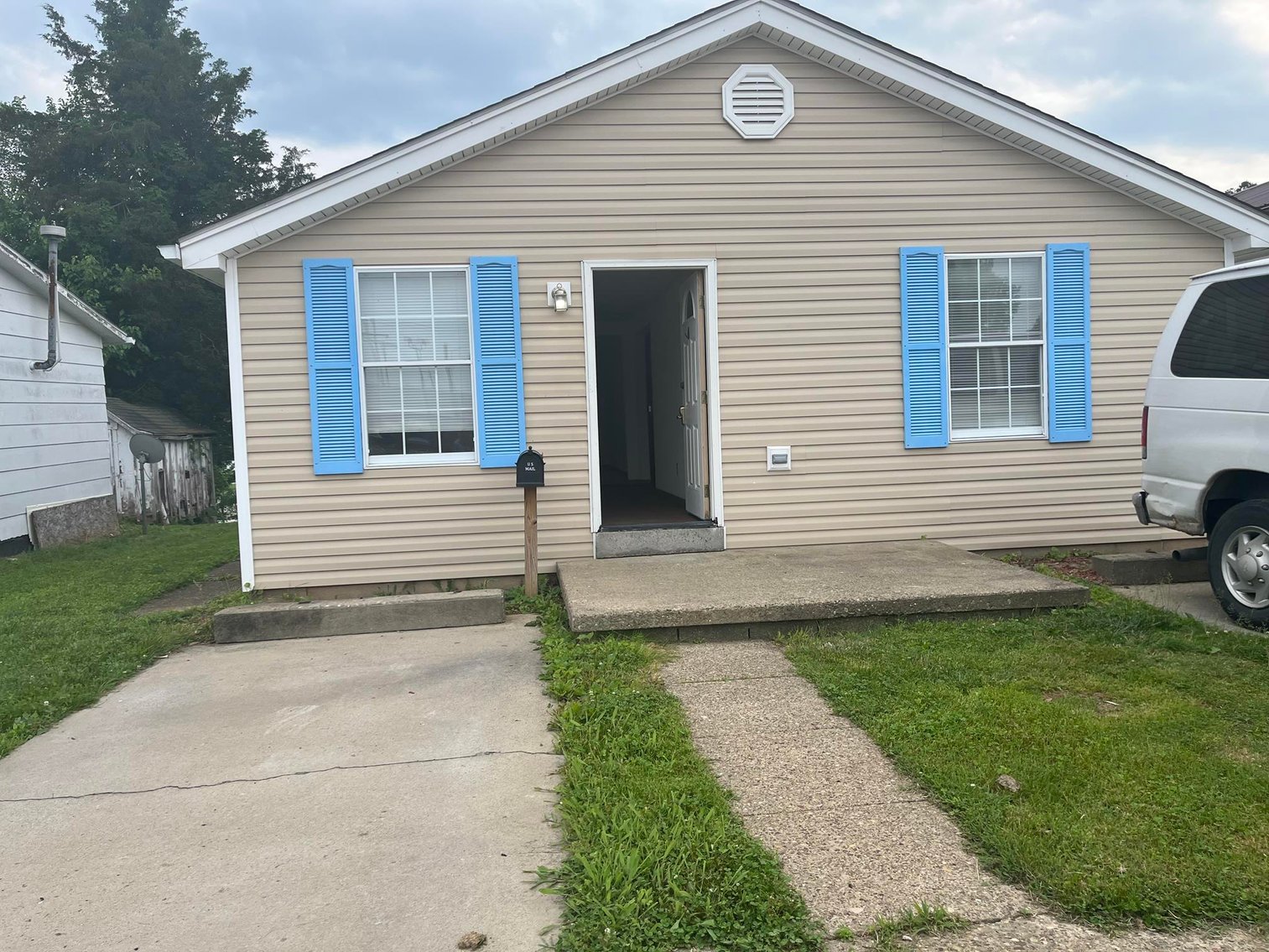 Image for SOLD $57,200 - Move-in Ready 2 Bedroom in Kenova