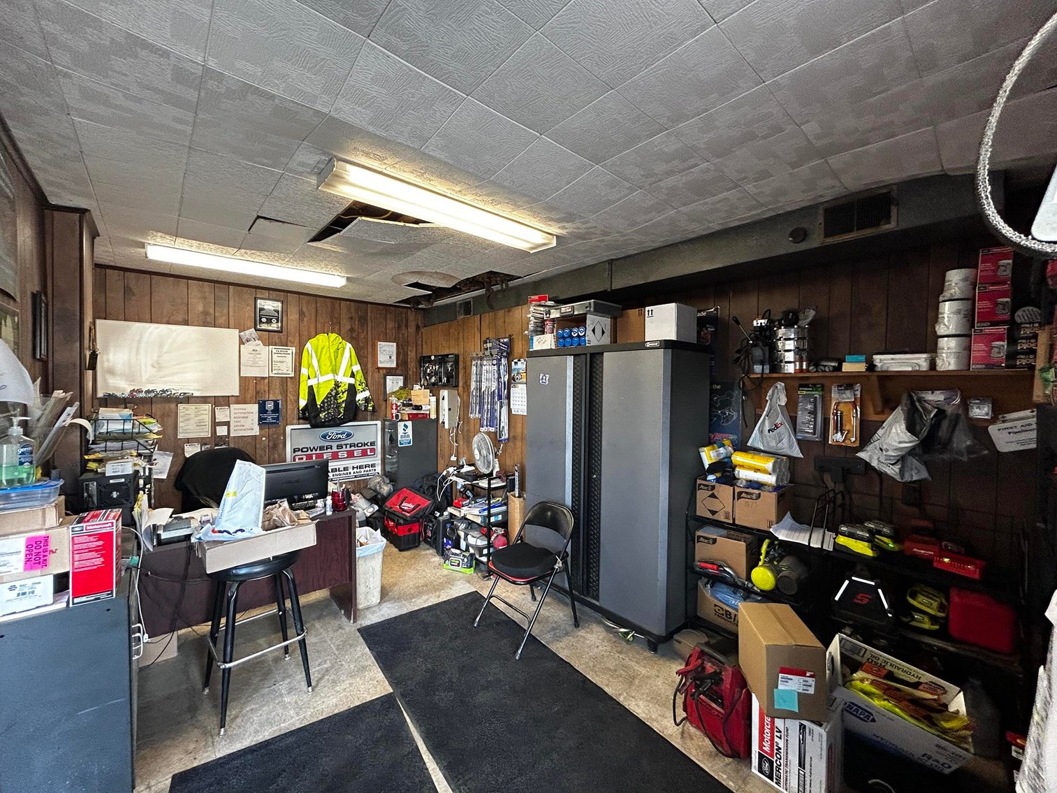 Image for SOLD $643,500 - Spacious Building on 3 Acres along PA-51