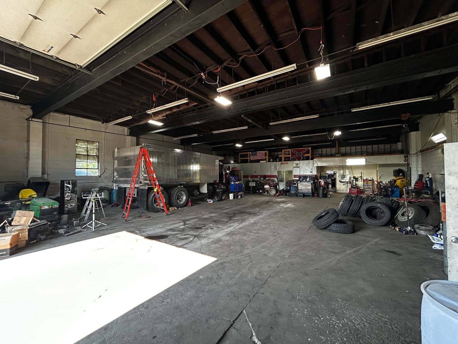 Image for SOLD $643,500 - Spacious Building on 3 Acres along PA-51