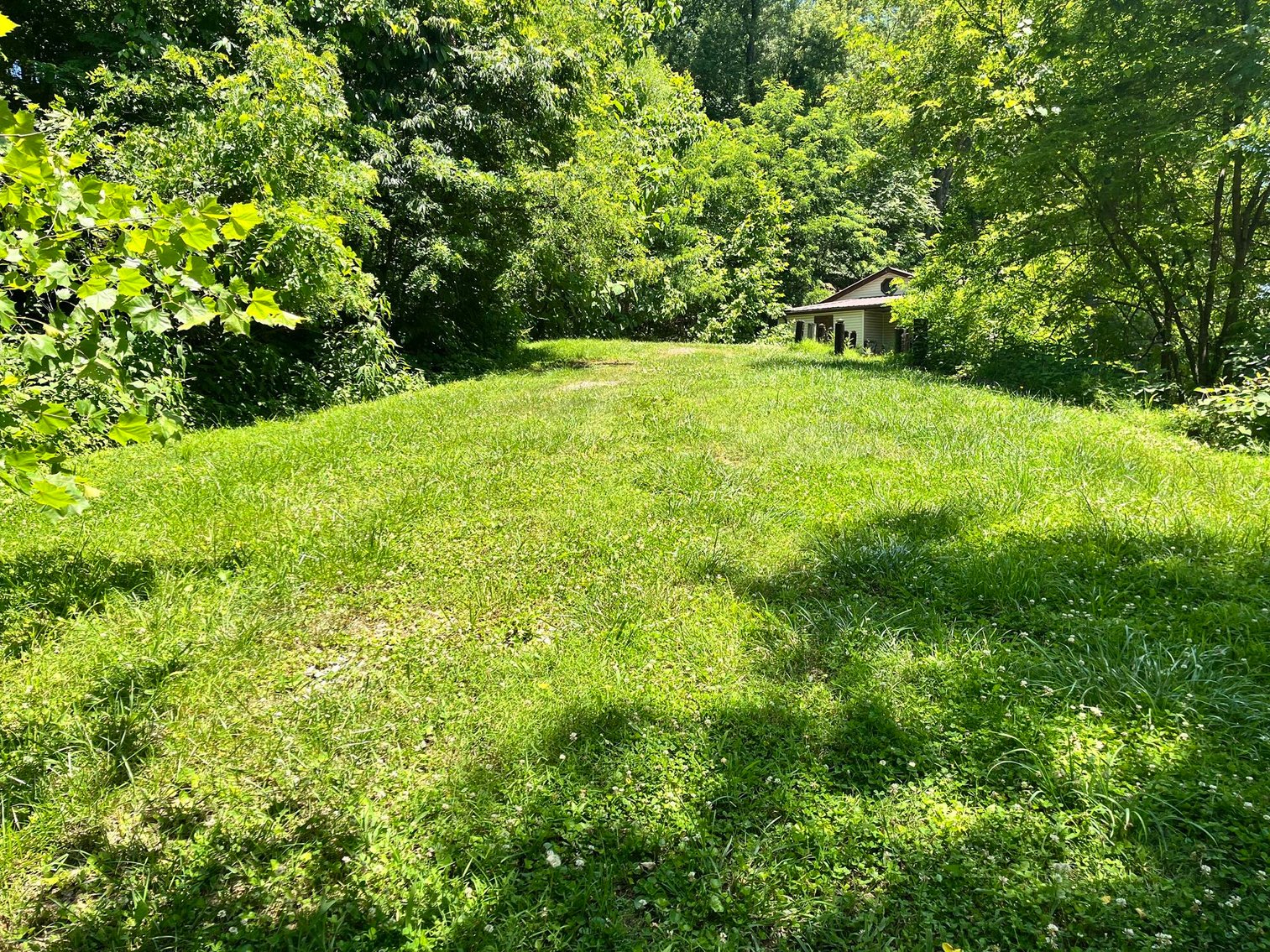 Image for SOLD $33,550 - 3 Bedroom Project Home with Apartment on 1.5 Acres in Ashland