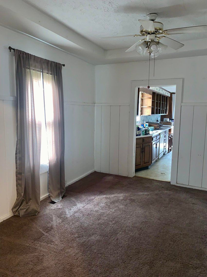 Image for SOLD $43,010 - 2 Bedroom on Large Lot in Huntington Selling to Highest Bidder