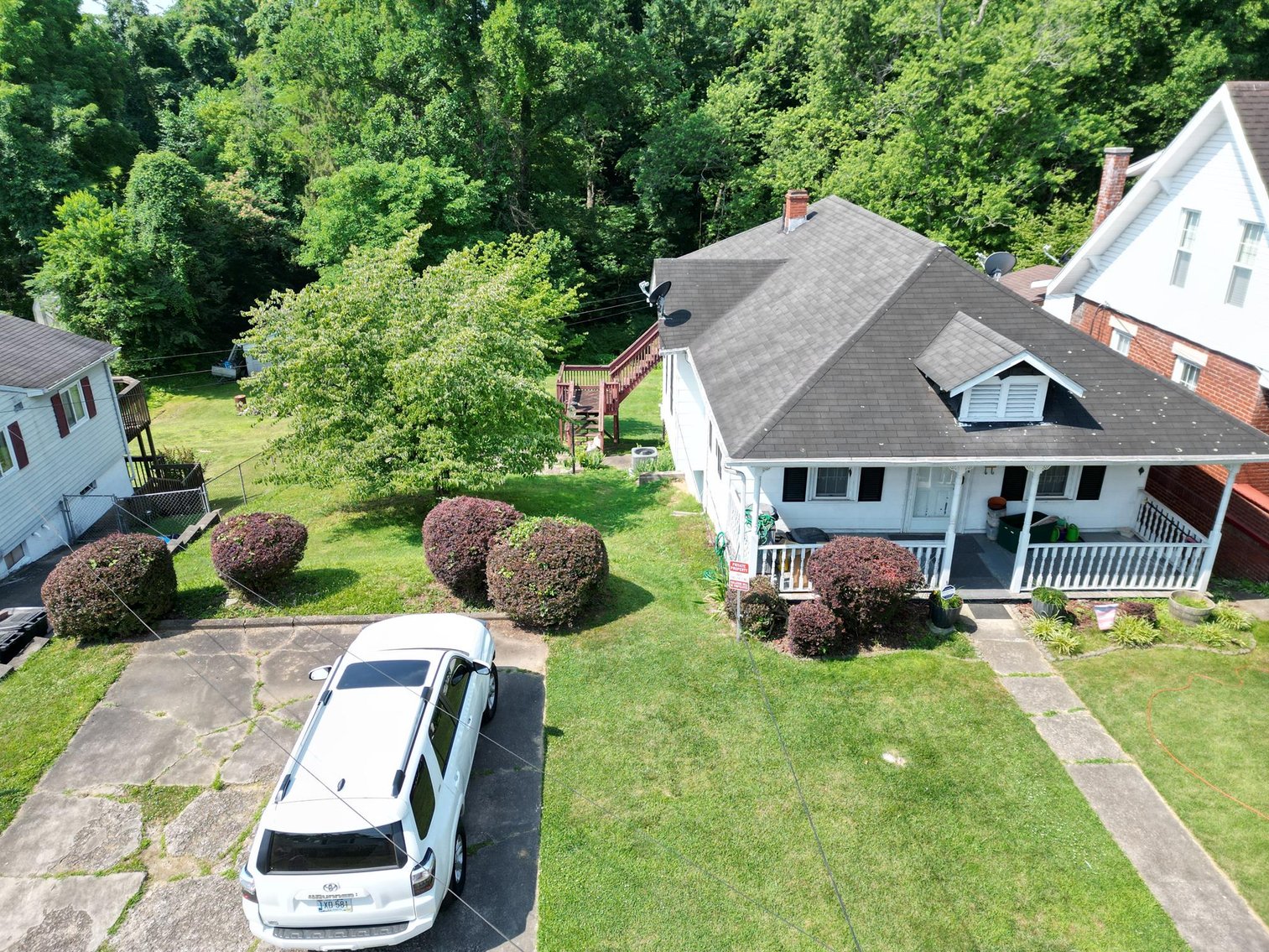 Image for SOLD $43,010 - 2 Bedroom on Large Lot in Huntington Selling to Highest Bidder