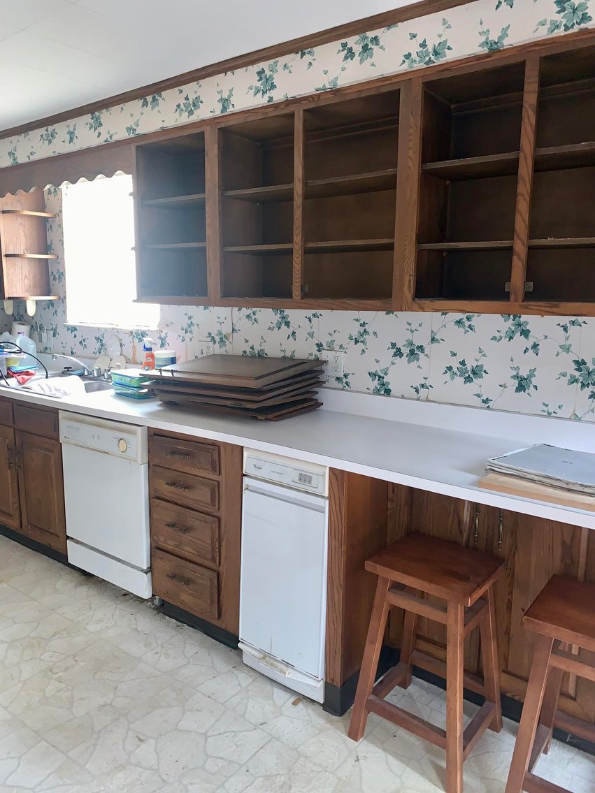 Image for SOLD $43,010 - 2 Bedroom on Large Lot in Huntington Selling to Highest Bidder