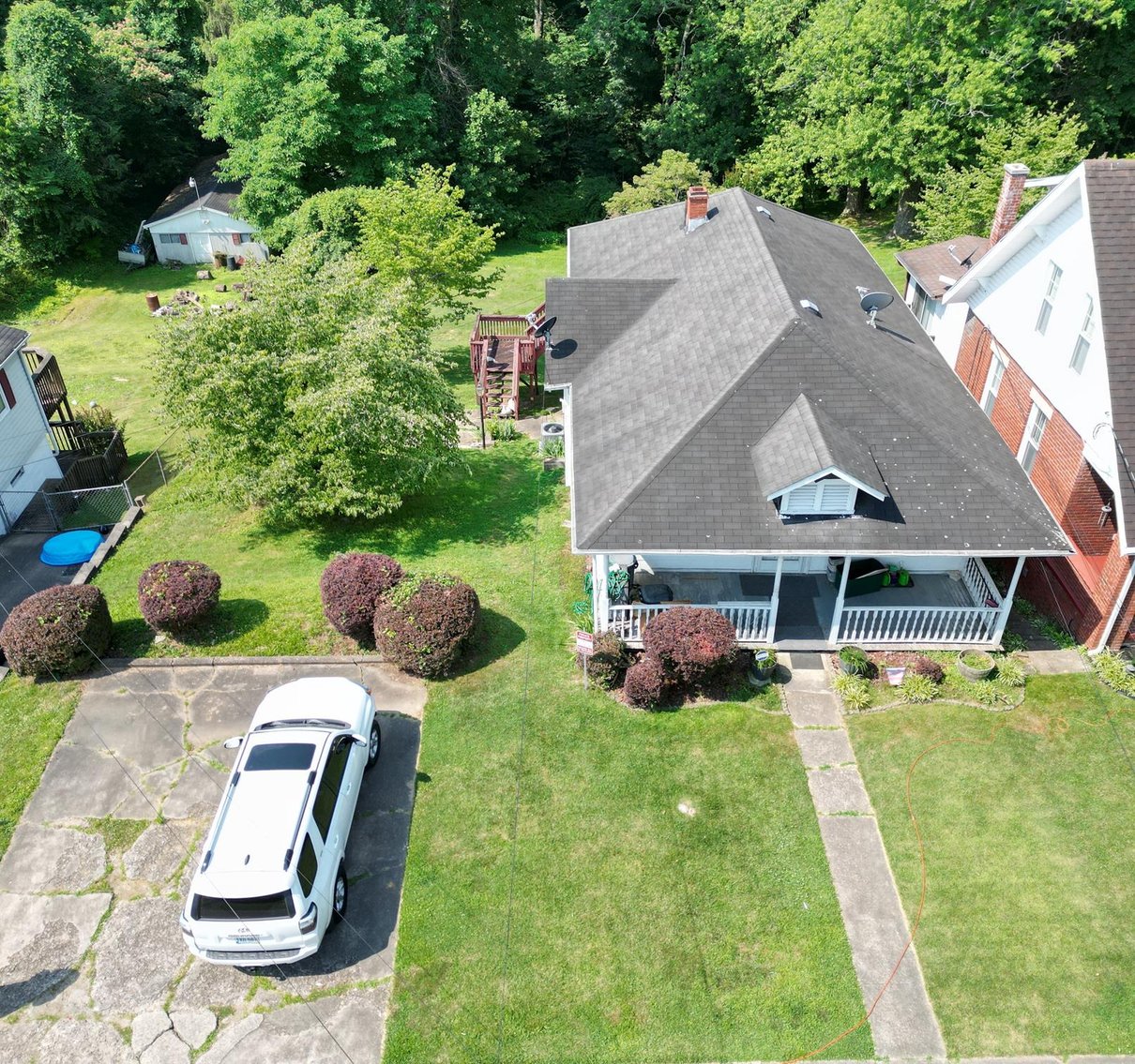 Image for SOLD $43,010 - 2 Bedroom on Large Lot in Huntington Selling to Highest Bidder