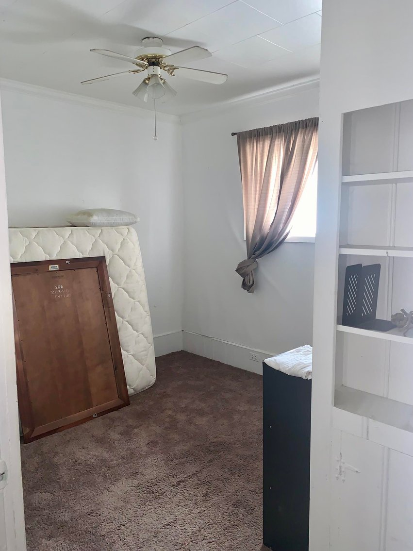 Image for SOLD $43,010 - 2 Bedroom on Large Lot in Huntington Selling to Highest Bidder