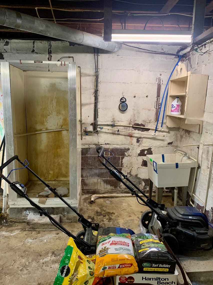 Image for SOLD $43,010 - 2 Bedroom on Large Lot in Huntington Selling to Highest Bidder