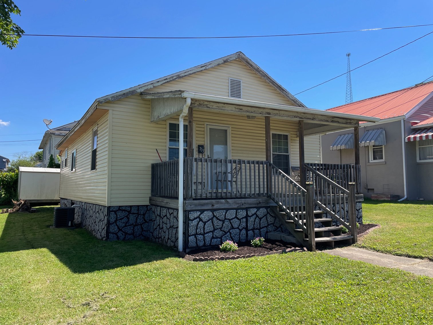 Image for SOLD $49,500 - Move-in Ready 2 Bedroom in Nitro