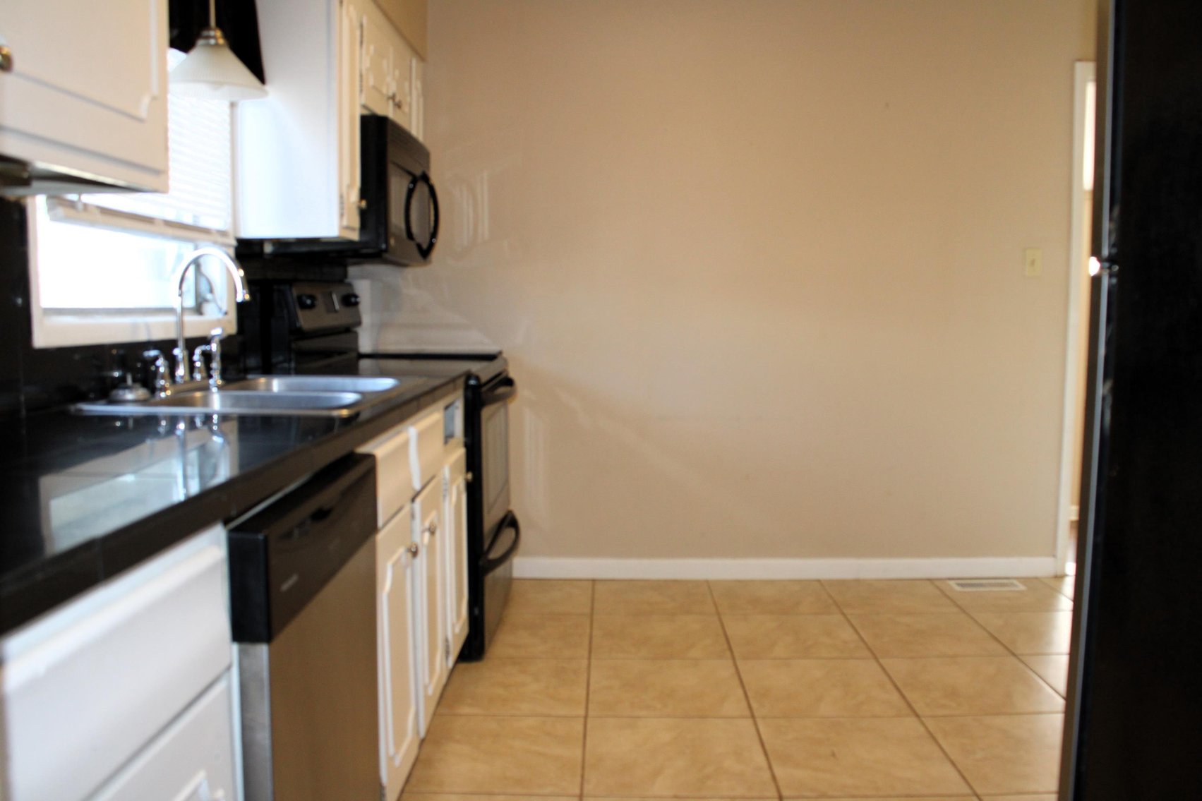 Image for SOLD $74,800 - 3 Bedroom in Great Location of Huntington