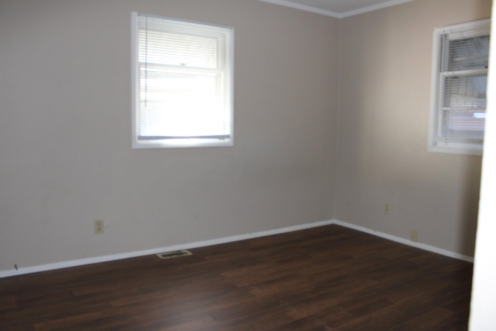 Image for SOLD $74,800 - 3 Bedroom in Great Location of Huntington