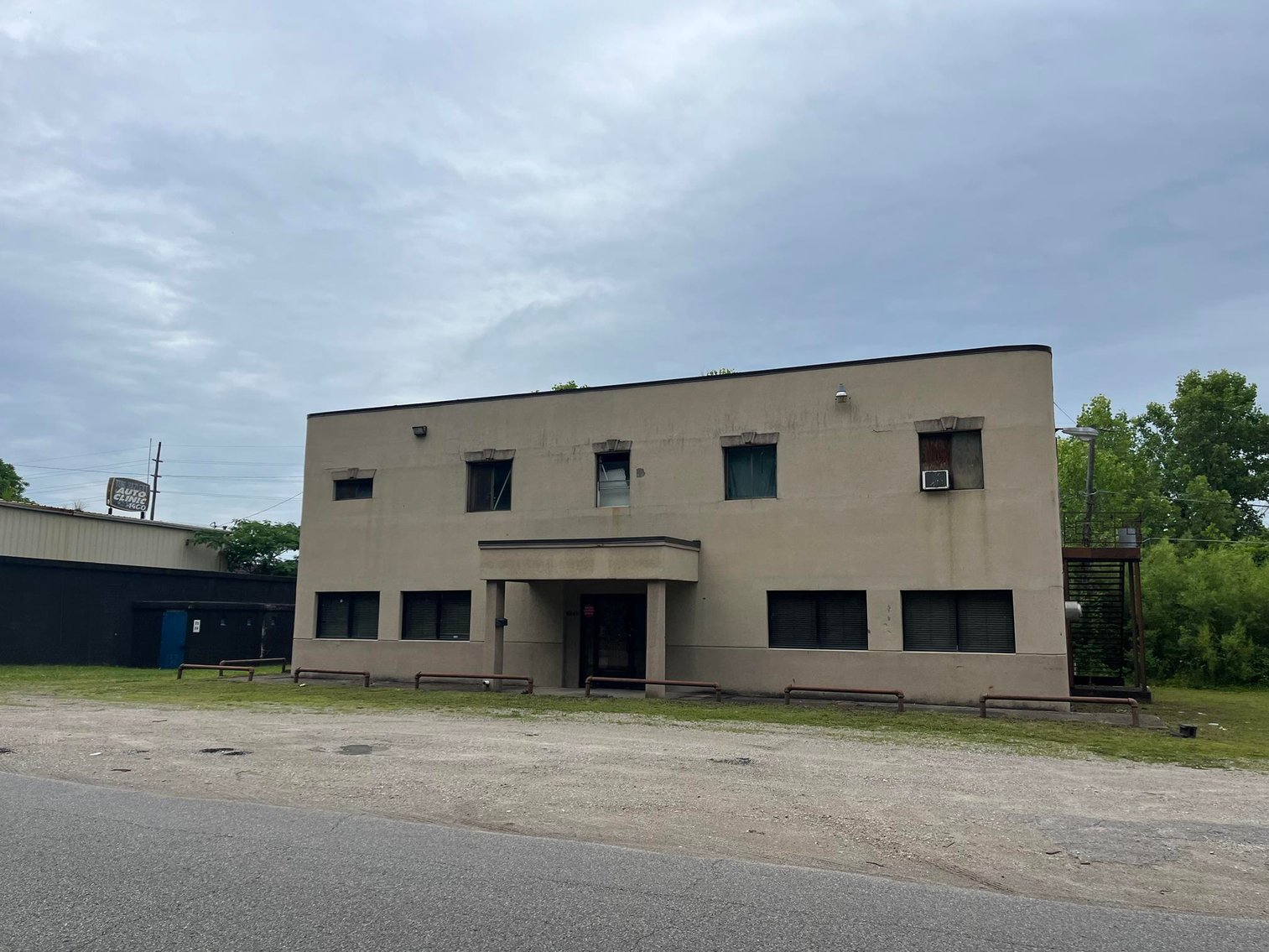 Image for SOLD $51,700 - 3 Unit Apartment Building with Storefront in Huntington