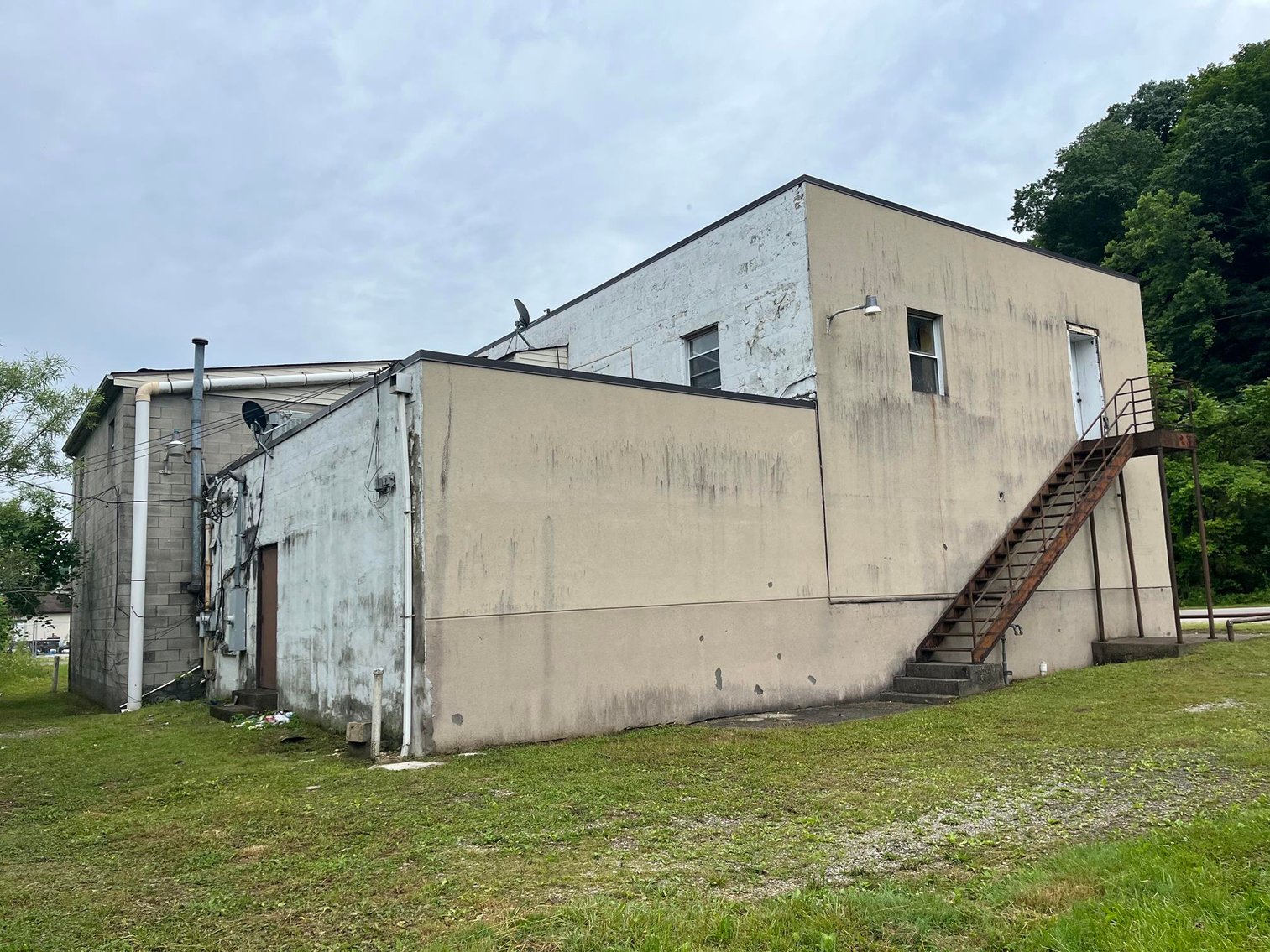 Image for SOLD $51,700 - 3 Unit Apartment Building with Storefront in Huntington