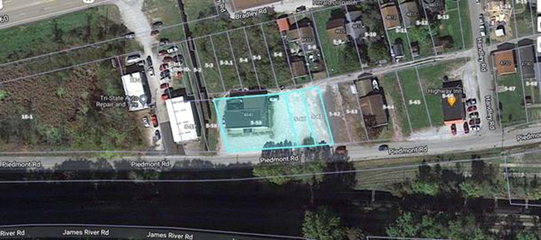 Image for SOLD $51,700 - 3 Unit Apartment Building with Storefront in Huntington