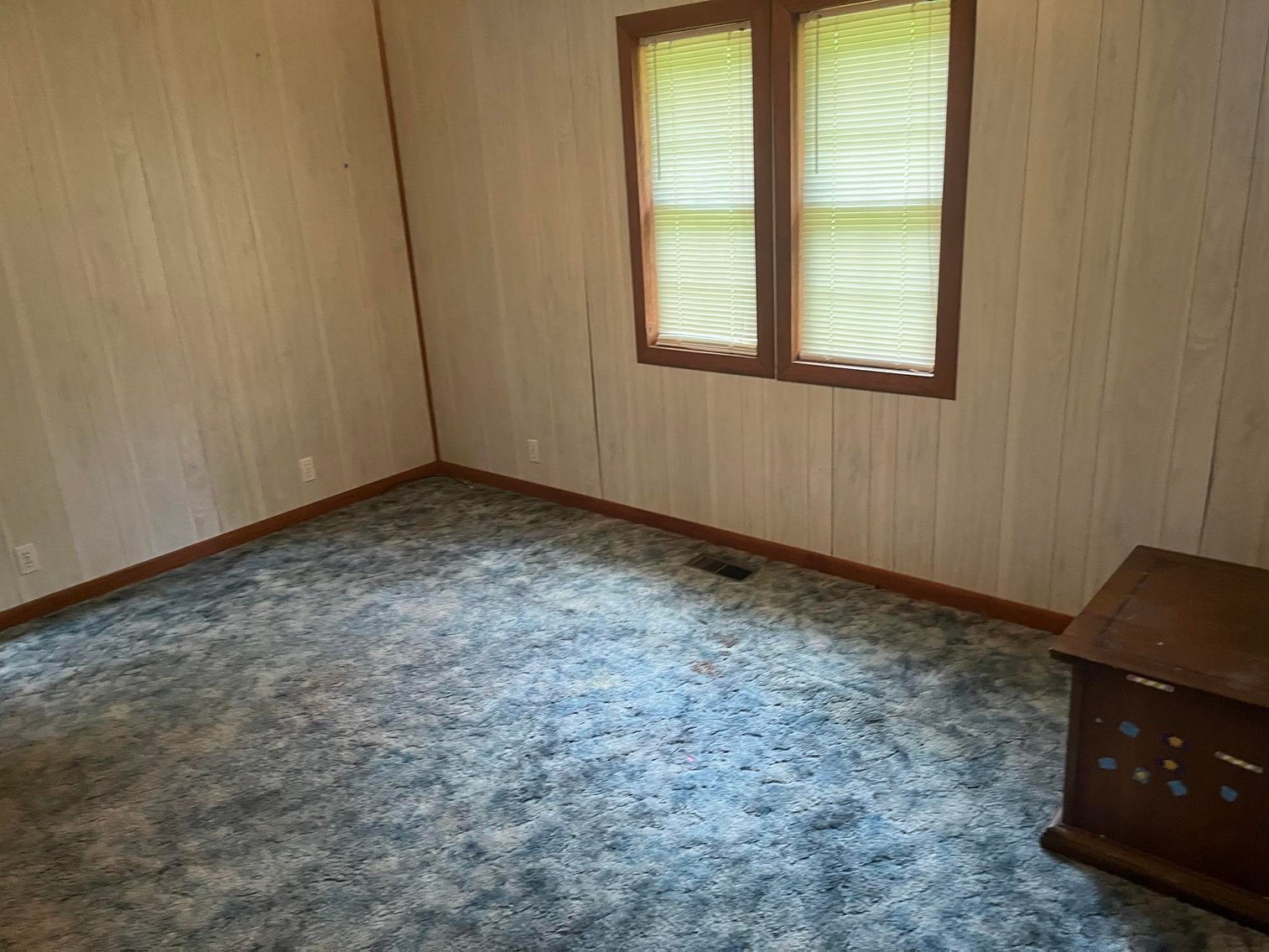 Image for SOLD $74,250 - Move-in Ready 3 Bedroom Elkview Home