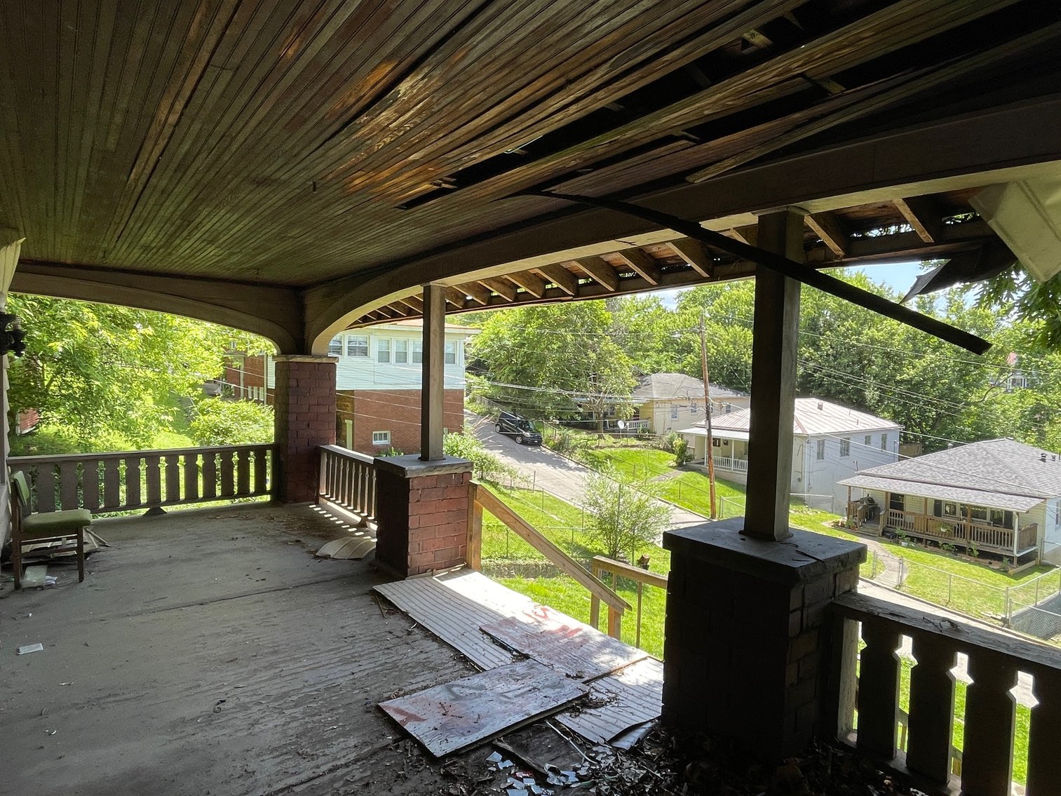 Image for SOLD $22,000 - 3 Bedroom Project Home in Charleston Selling to the Highest Bidder