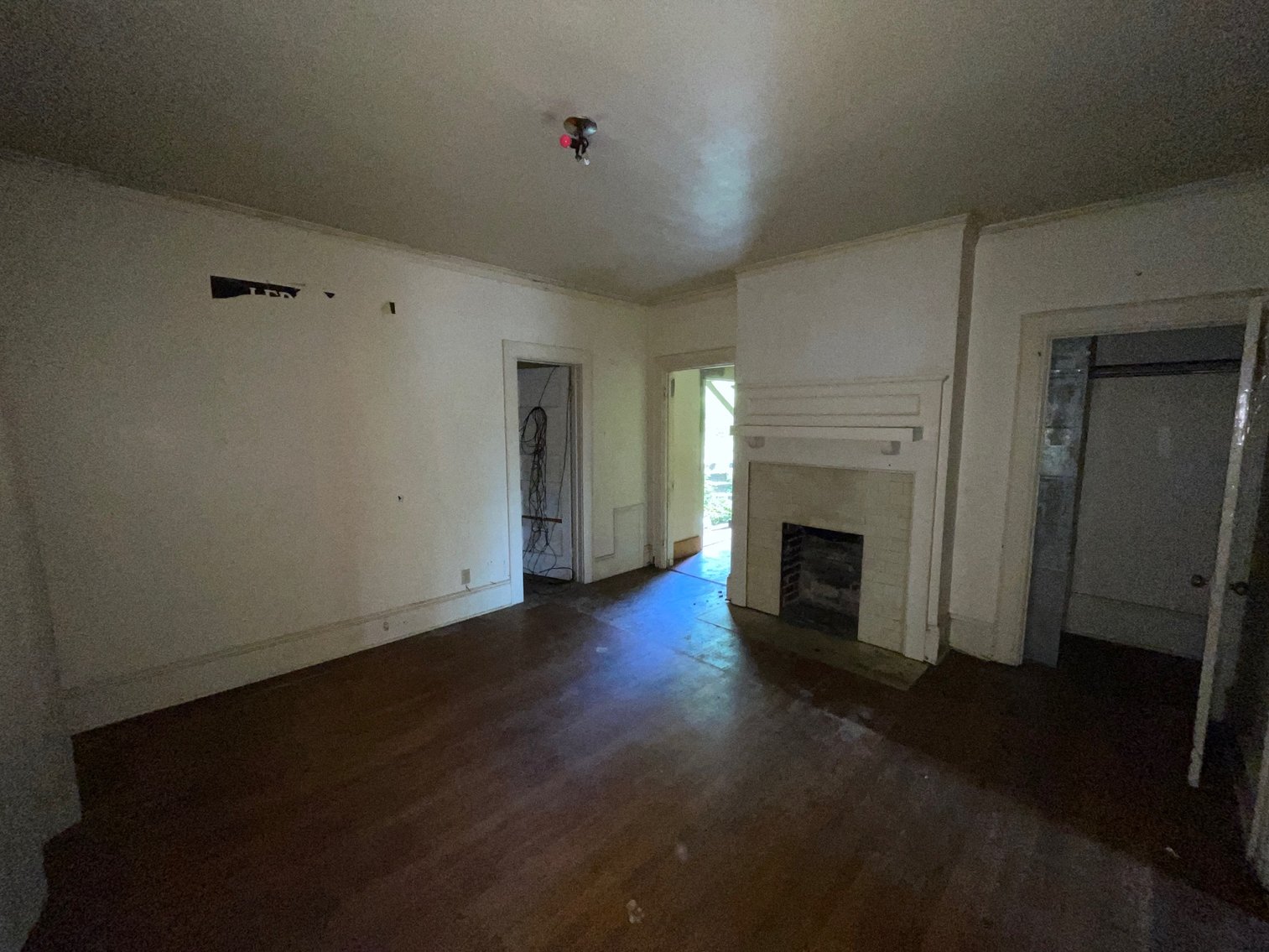 Image for SOLD $22,000 - 3 Bedroom Project Home in Charleston Selling to the Highest Bidder