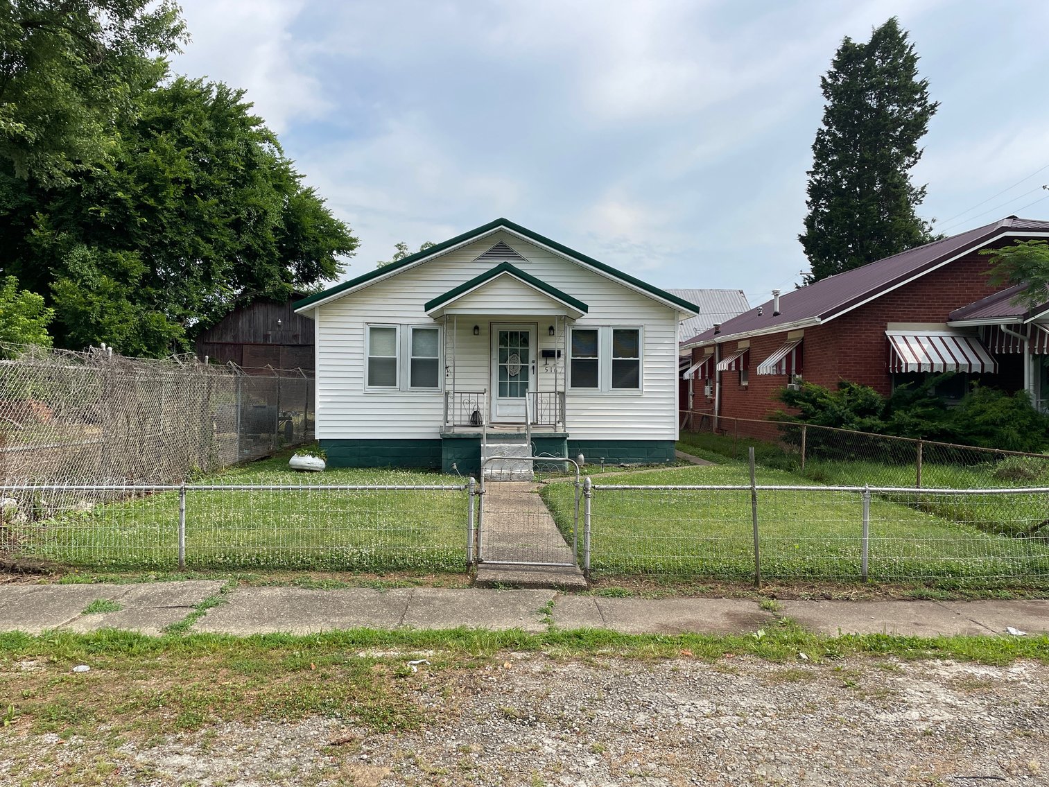 Image for SOLD $48,400 - Clean 2-Bedroom in Huntington