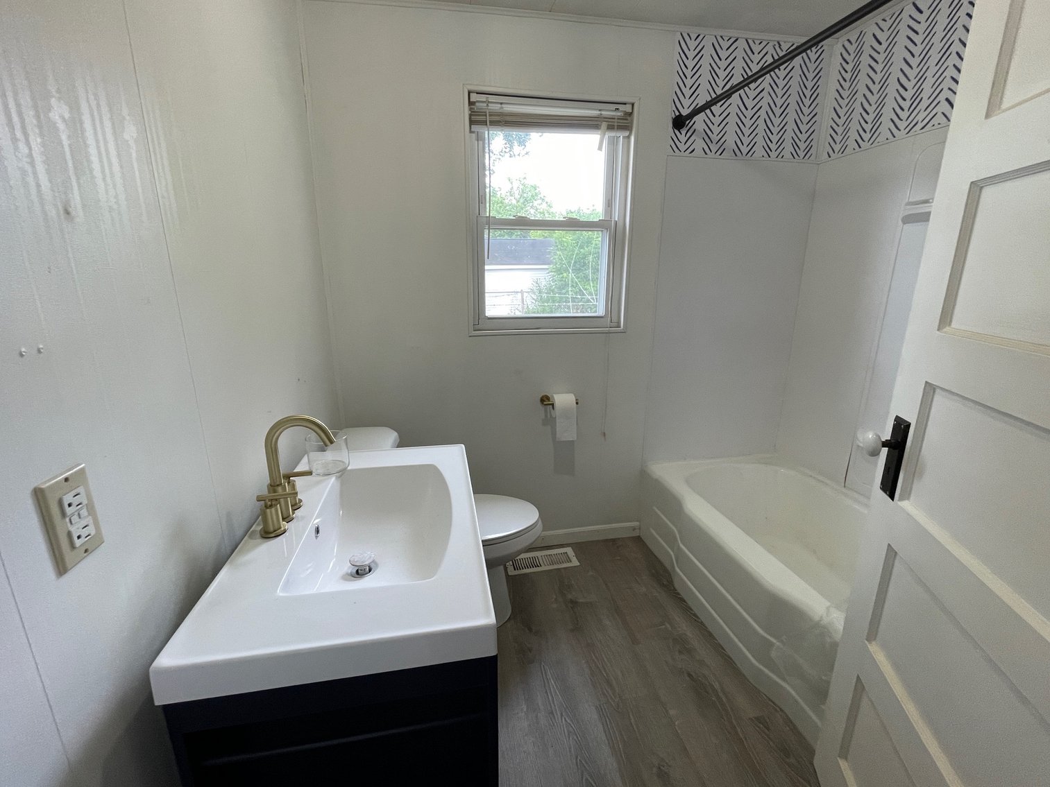 Image for SOLD $48,400 - Clean 2-Bedroom in Huntington