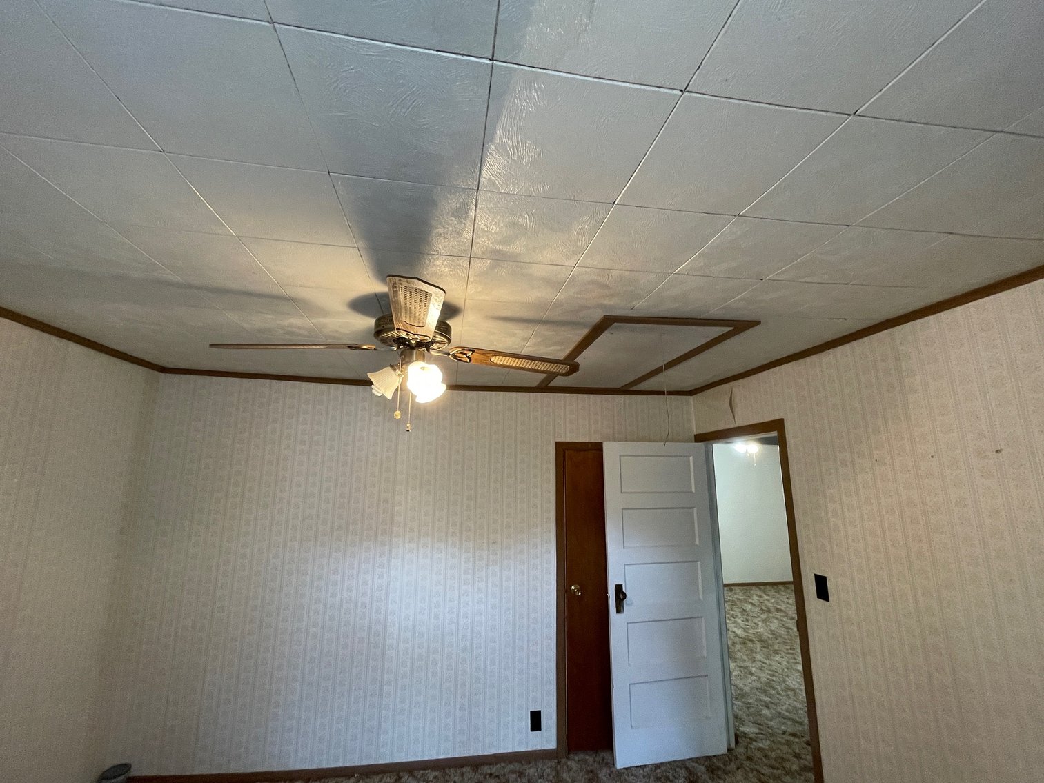 Image for SOLD $48,400 - Clean 2-Bedroom in Huntington