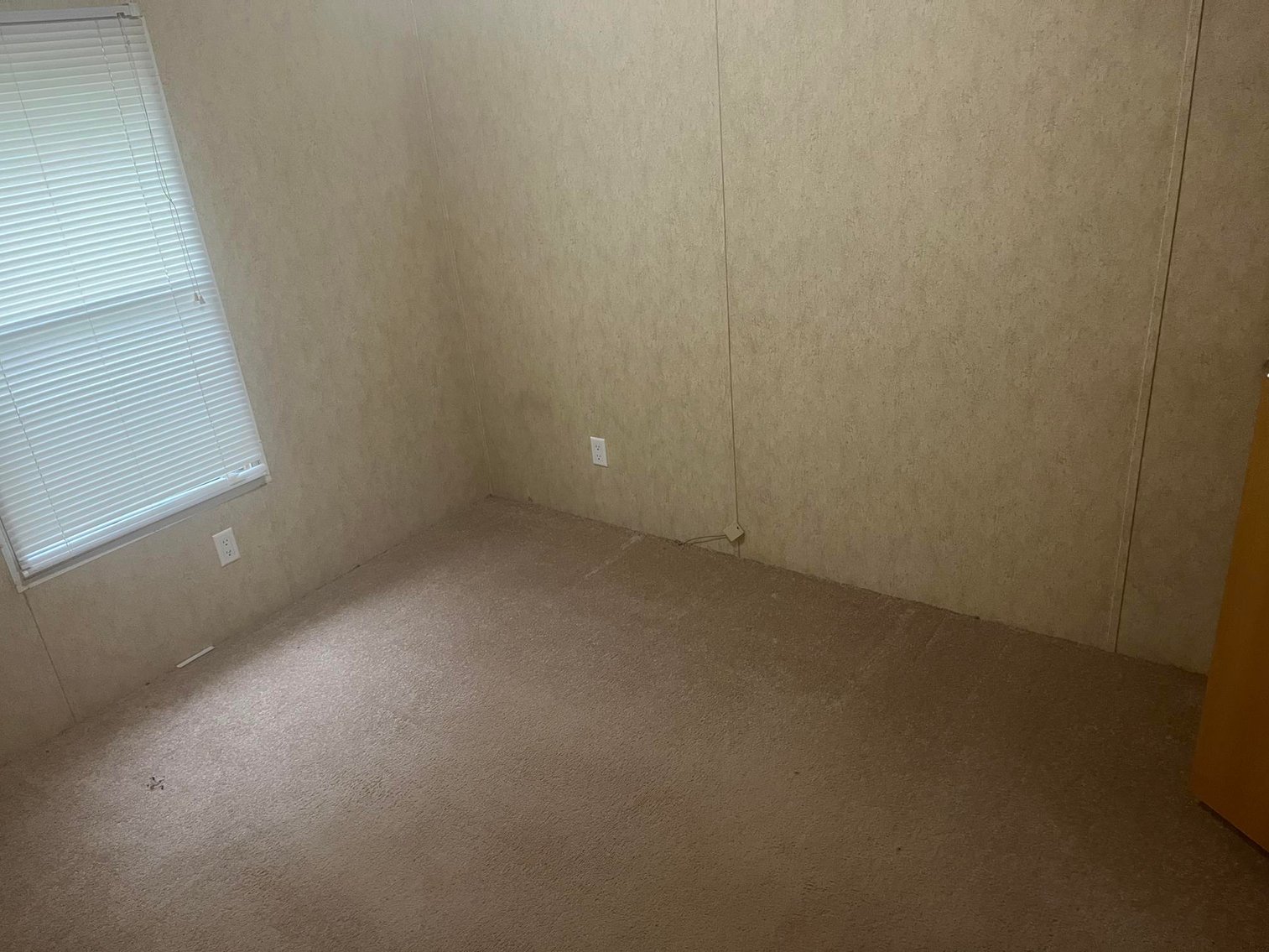 Image for SOLD $32,450 - Cozy Home in Ravenswood Selling to the Highest Bidder