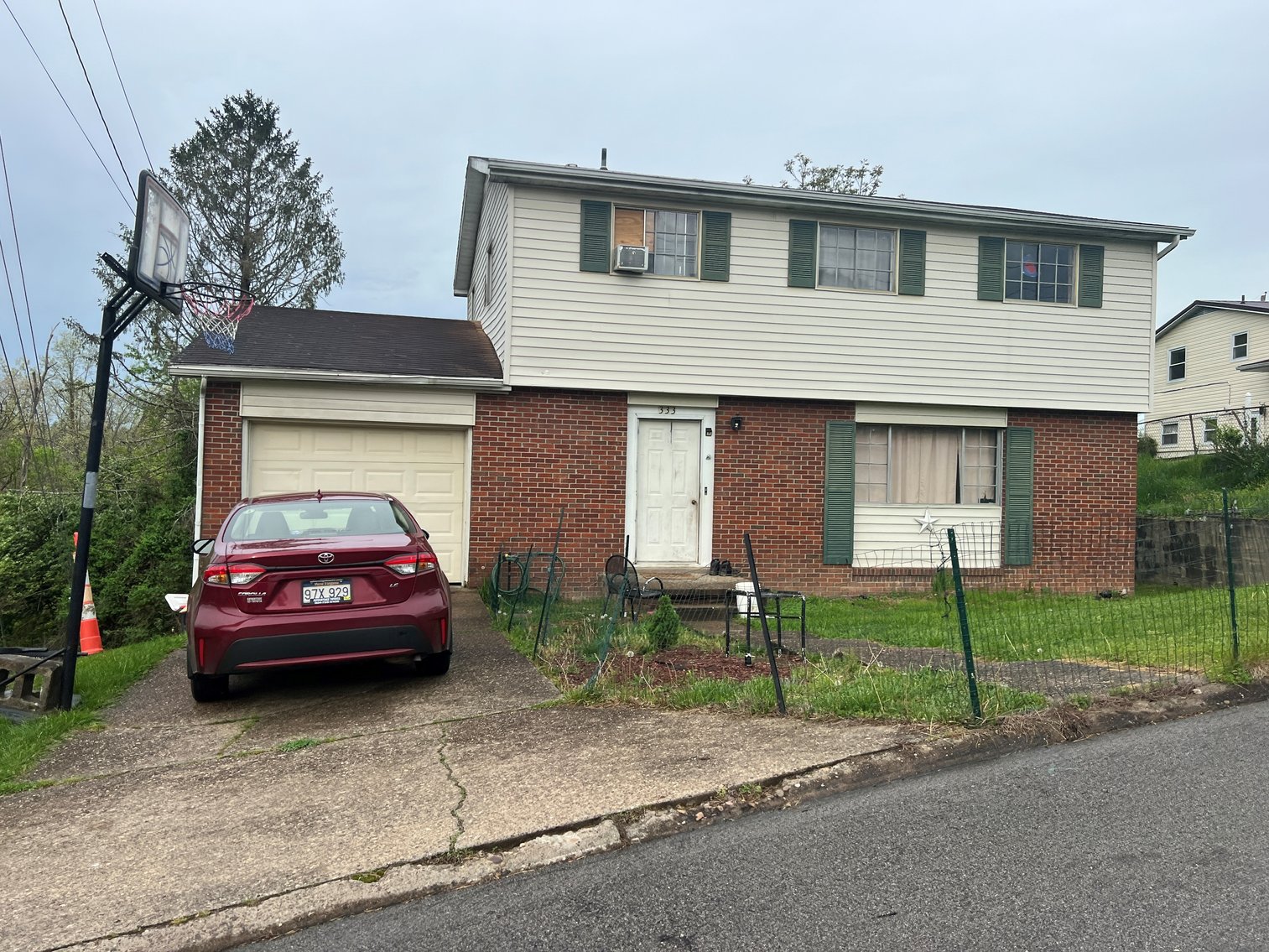 Image for SOLD $63,250 - 4 Bedroom Huntington Home