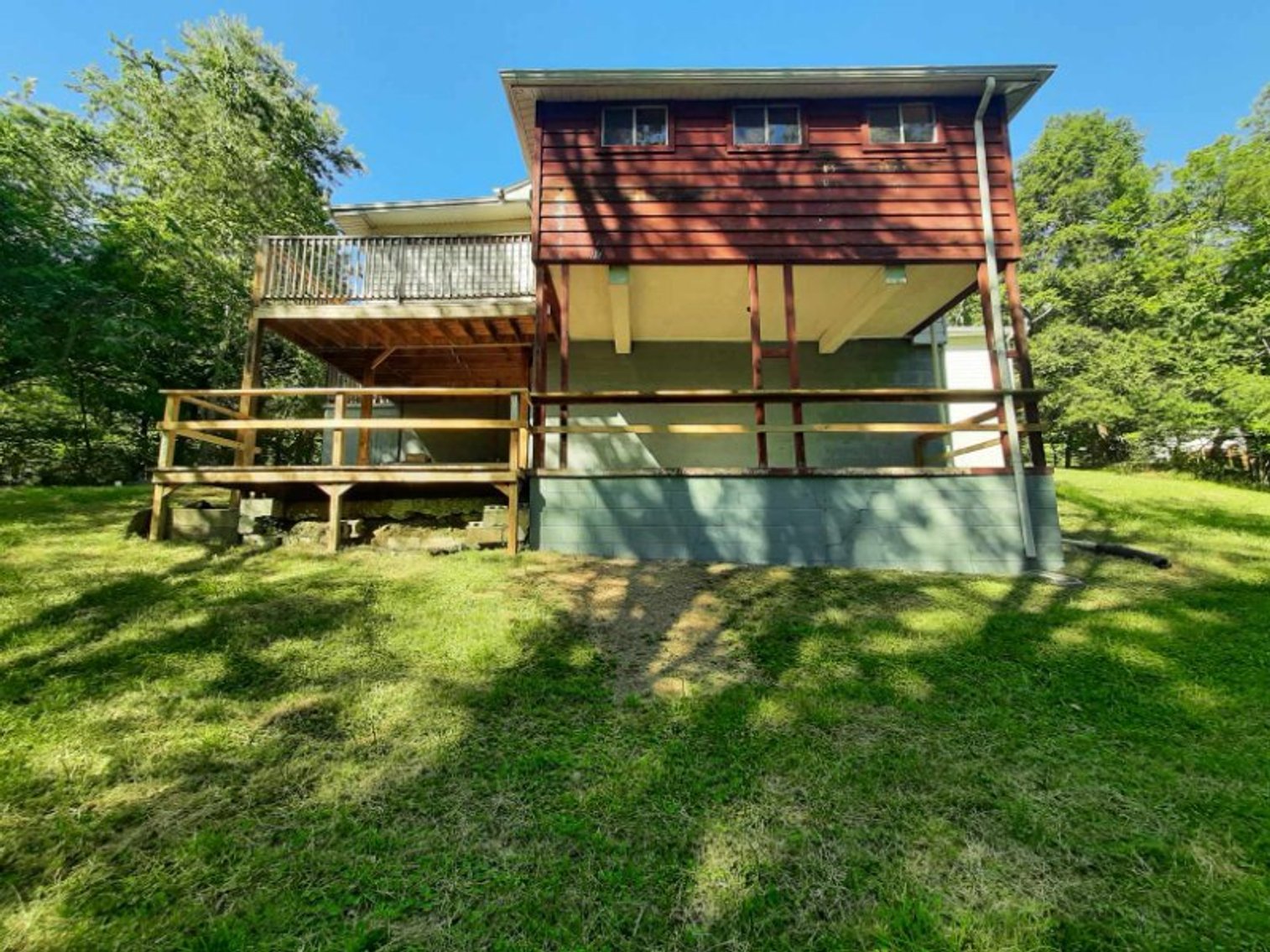 Image for SOLD $74,250 - Move-in Ready 3 Bedroom Elkview Home