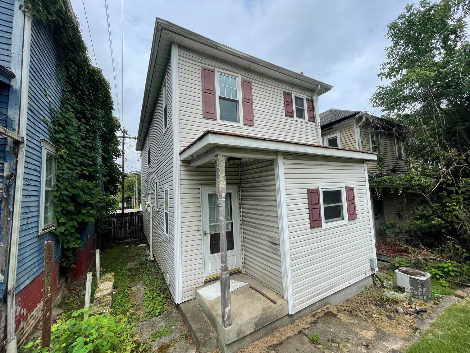 Image for SOLD - 2 Bedroom Project Home Selling to the Highest Bidder